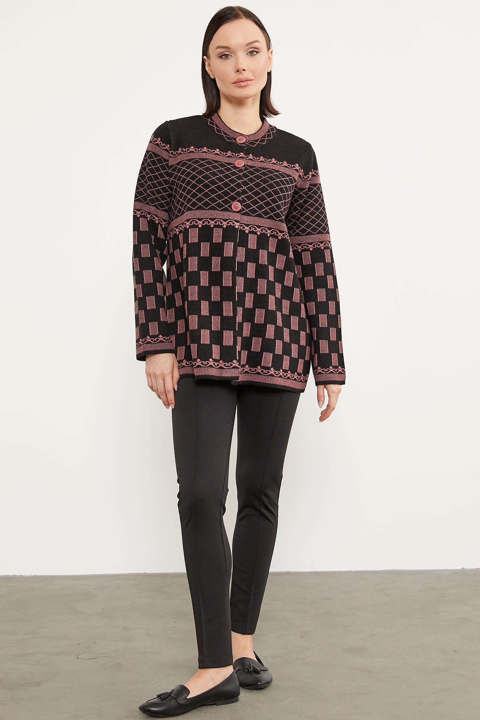 Dik Yaka Desenli Düğmeli Triko Hırka - Siyah (3) Sementa