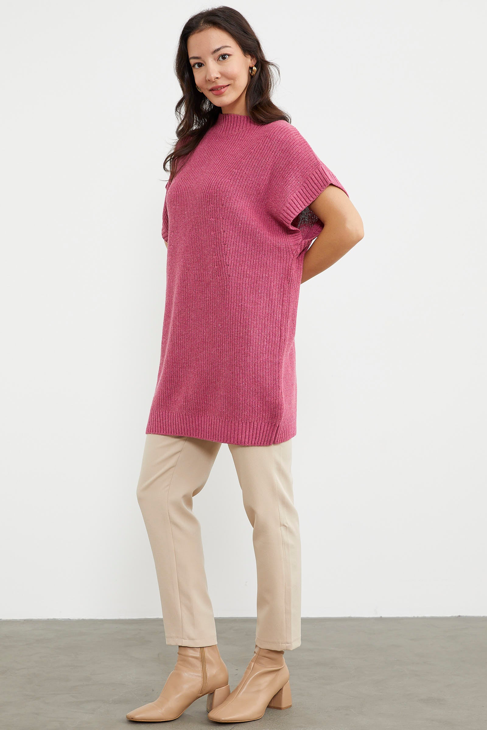 Dik Yaka Uzun Triko Süveter - Gül (4) Sementa