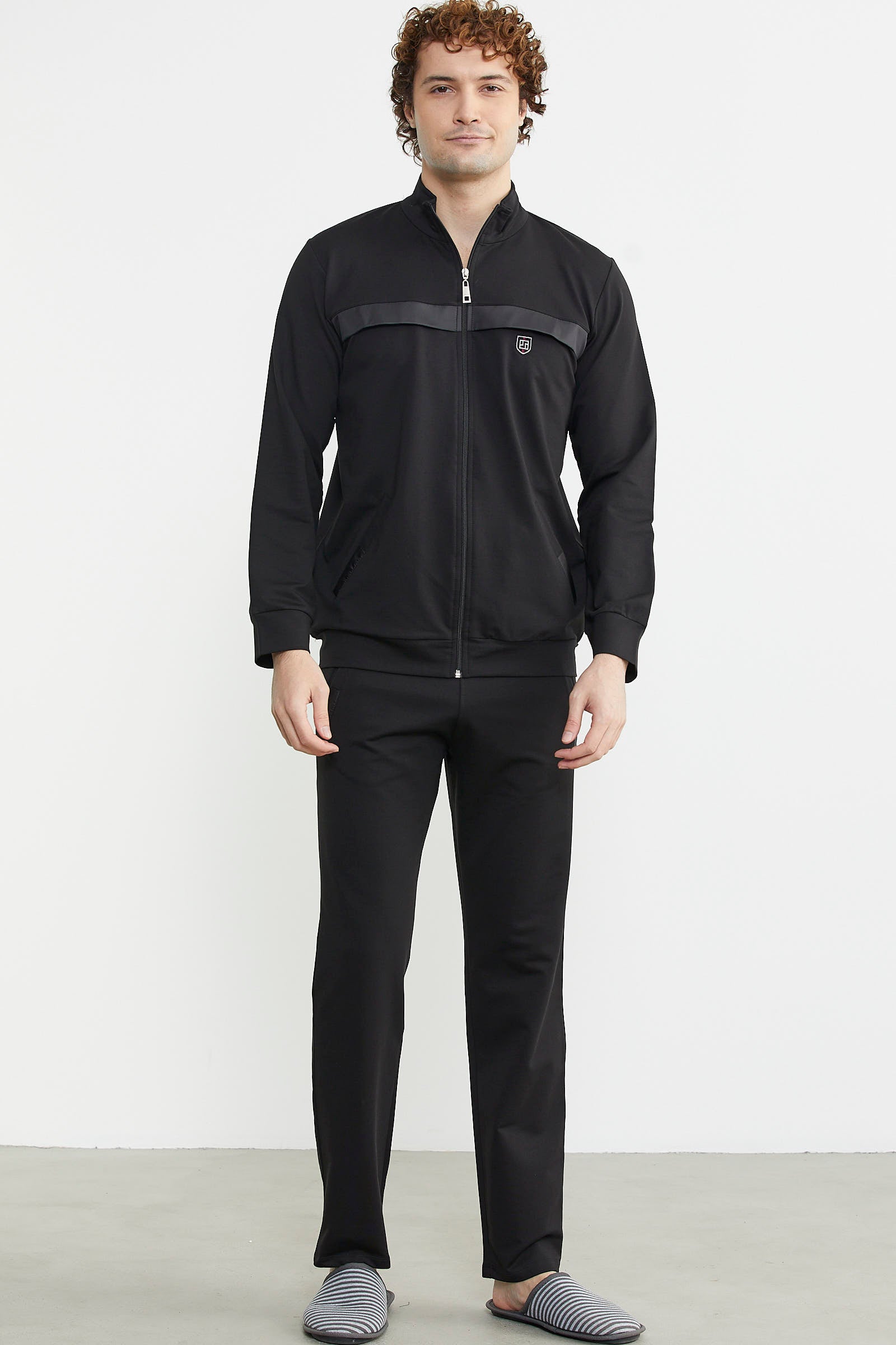 Dik Yaka Fermuarlı Eşofman Takım - Siyah - Sementa