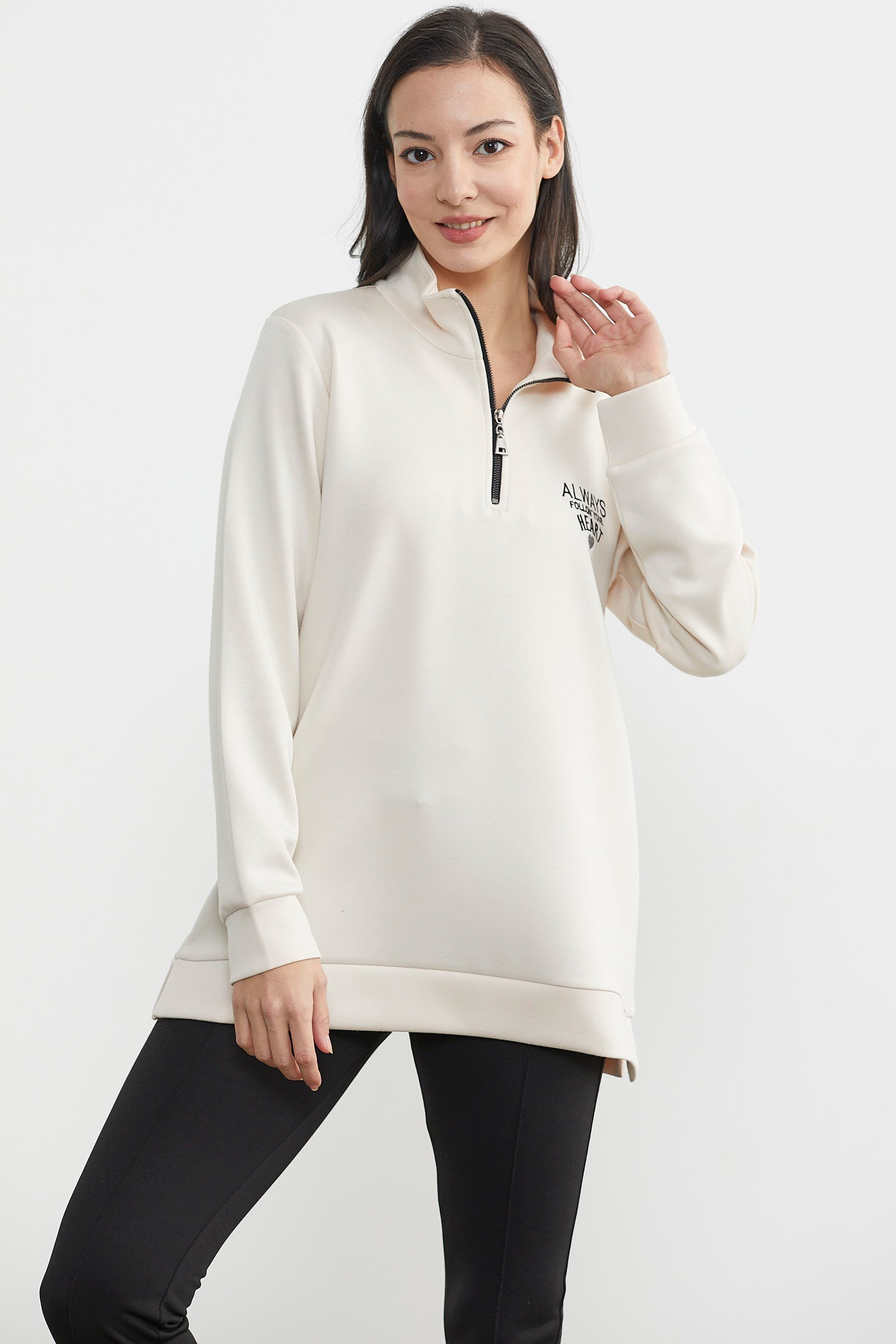 Dik Yaka Yarım Fermuarlı Sweatshirt - Bej (4) Sementa