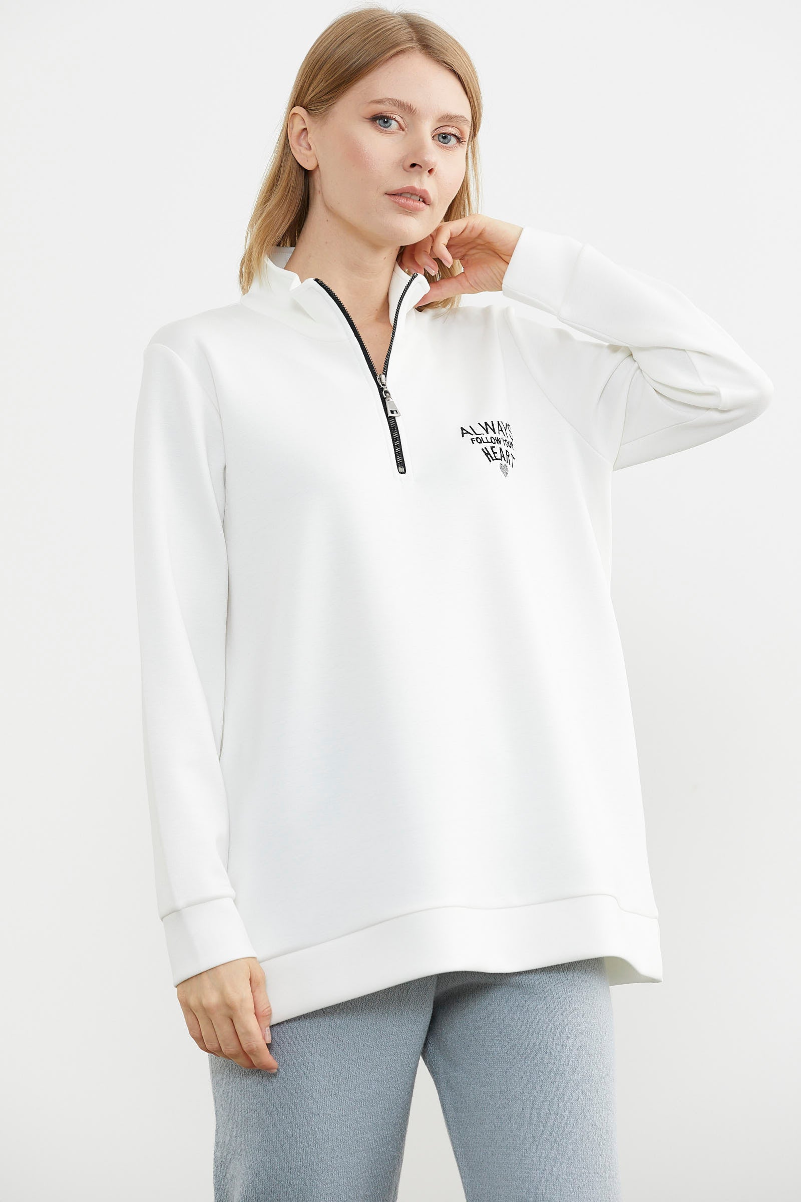 Dik Yaka Yarım Fermuarlı Sweatshirt - Ekru (1) Sementa