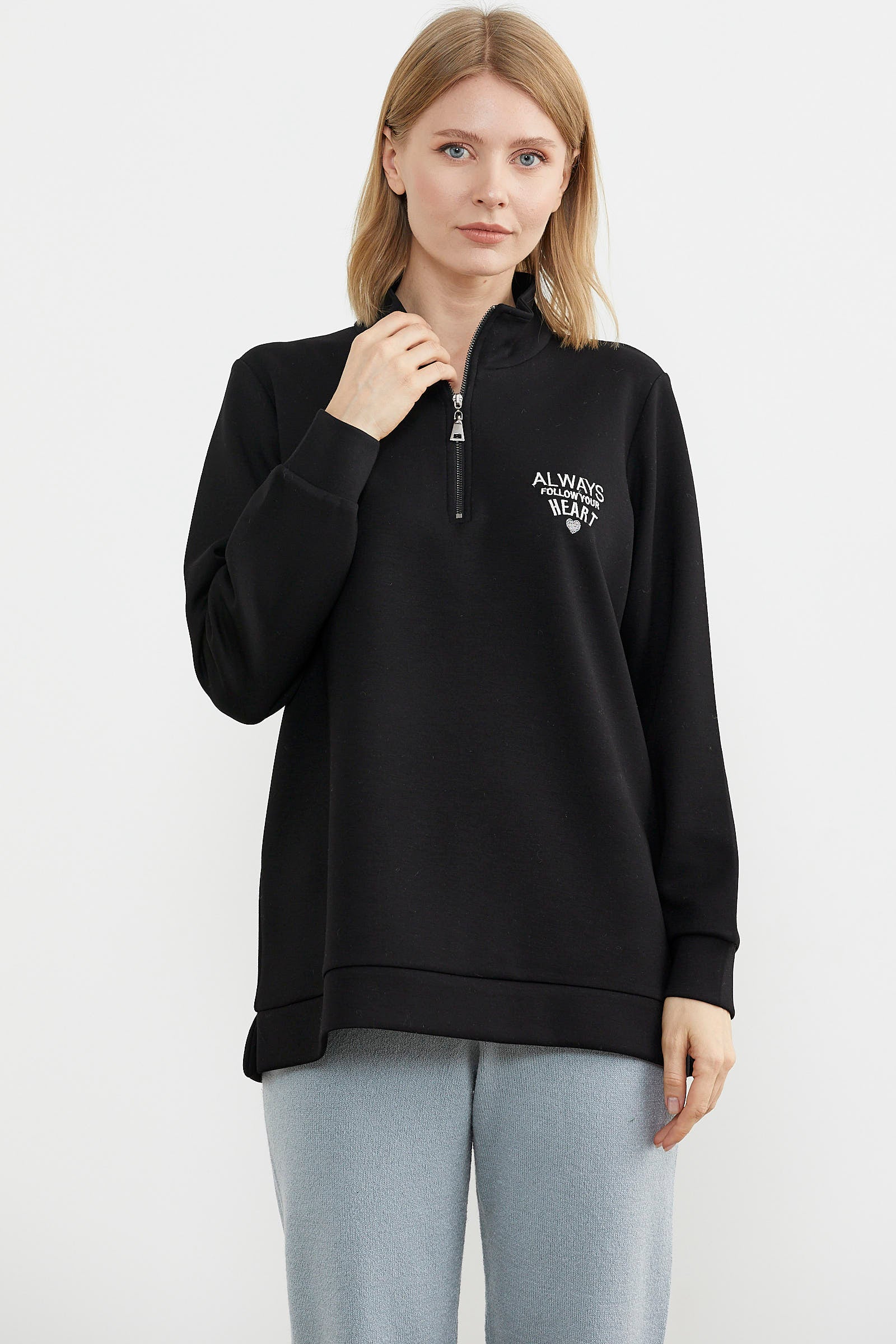 Dik Yaka Yarım Fermuarlı Sweatshirt - Siyah (4) Sementa