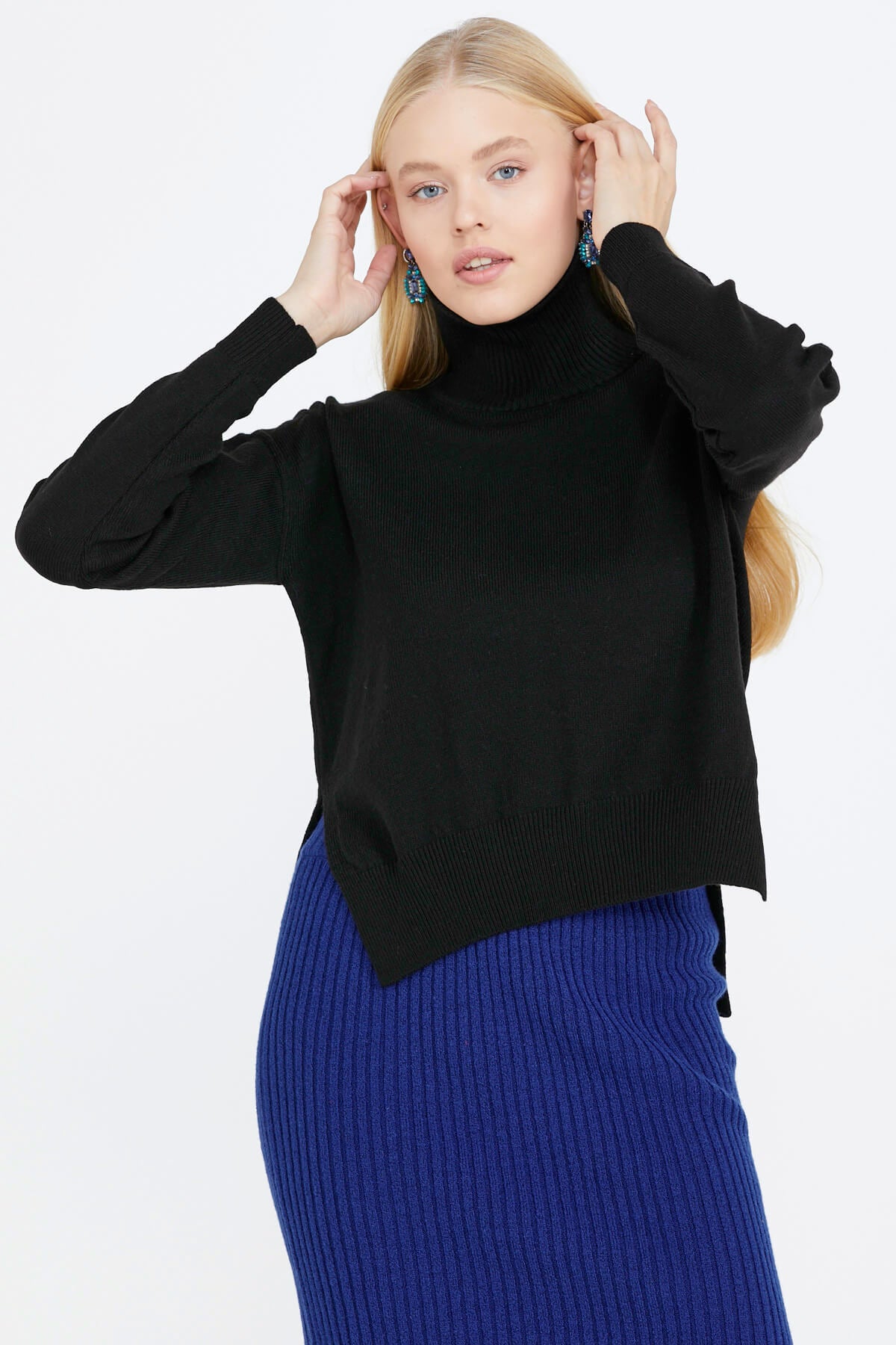 Dik Yakalı Kadın Triko Kazak - Siyah (2) Sementa