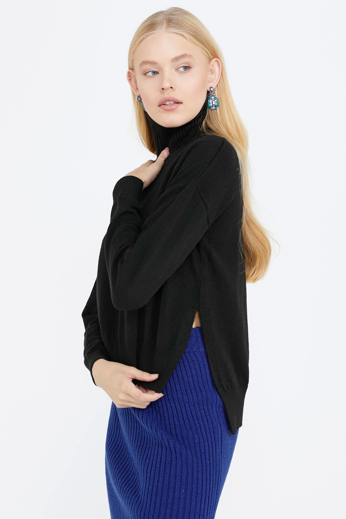 Dik Yakalı Kadın Triko Kazak - Siyah (4) Sementa