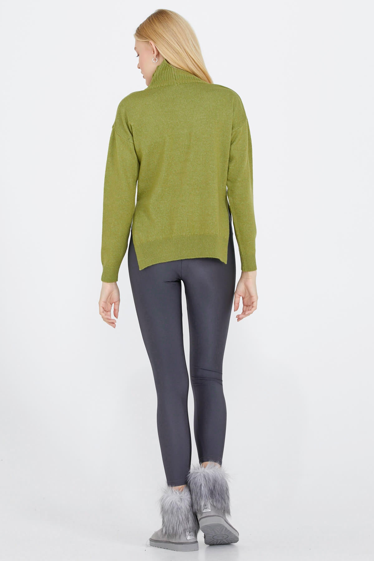 Dik Yakalı Kadın Triko Kazak - Yeşil (4) Sementa