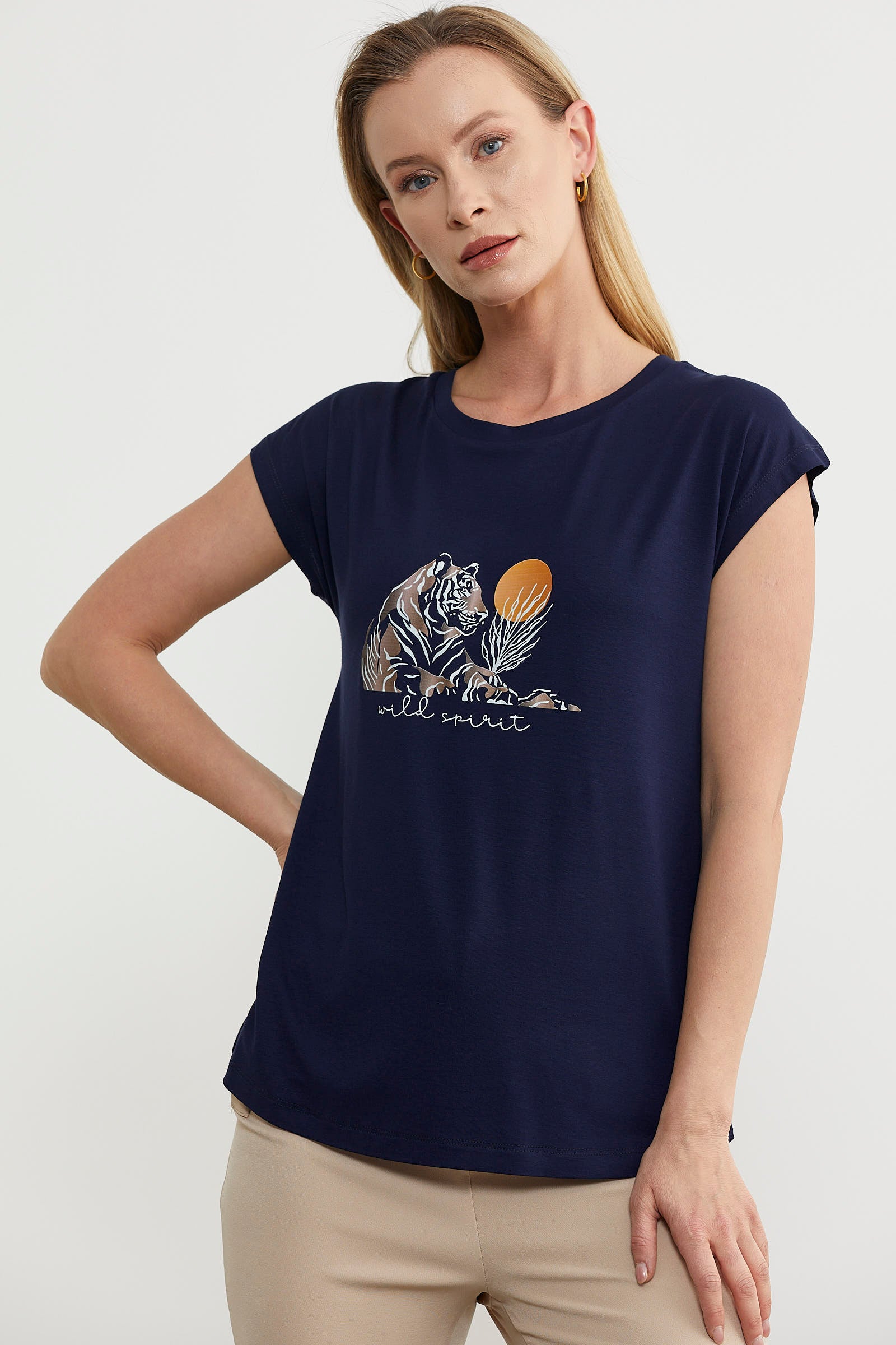 Düşük Kol Baskılı Viskon Tişört - Lacivert (4) Sementa