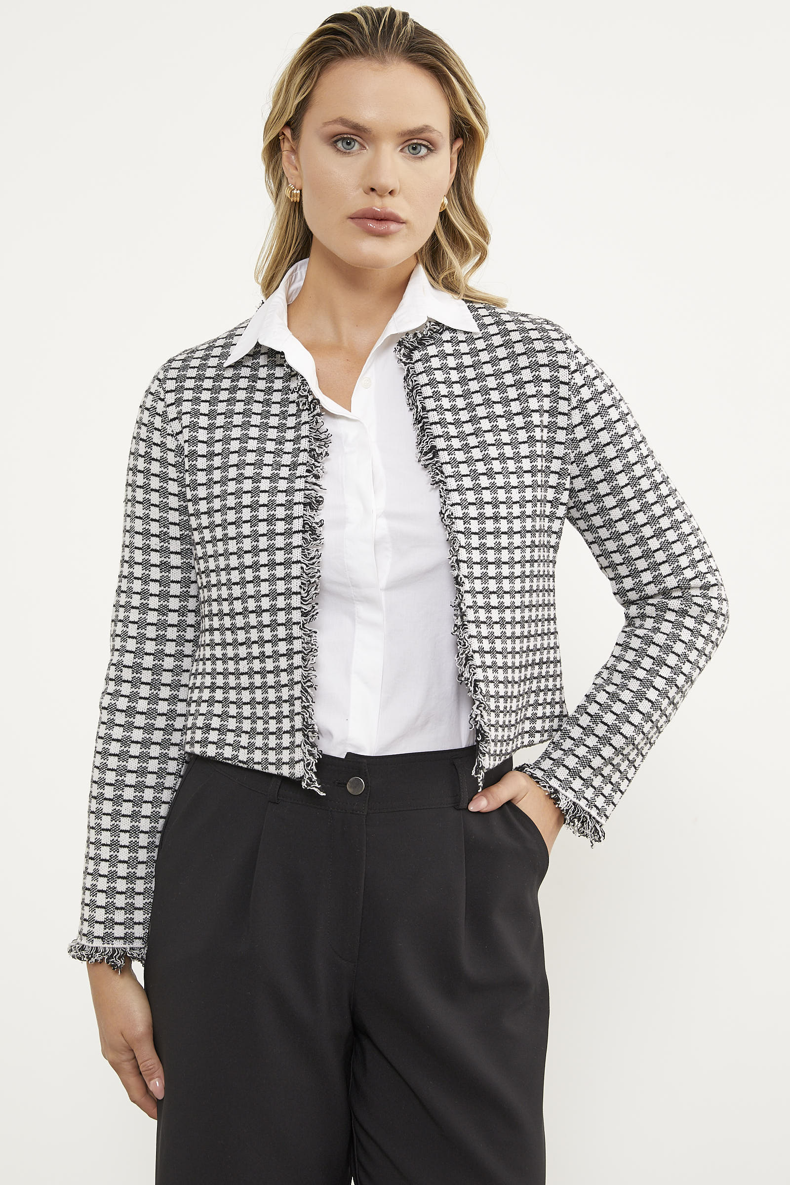 Ekose Desen Kısa Triko Ceket - Siyah (2) Sementa