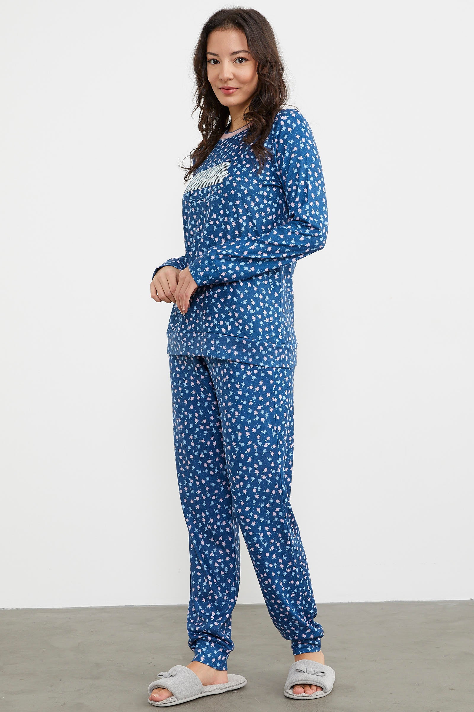 Çiçek Desen Renkli Pijama Takım - Lacivert (4) Sementa