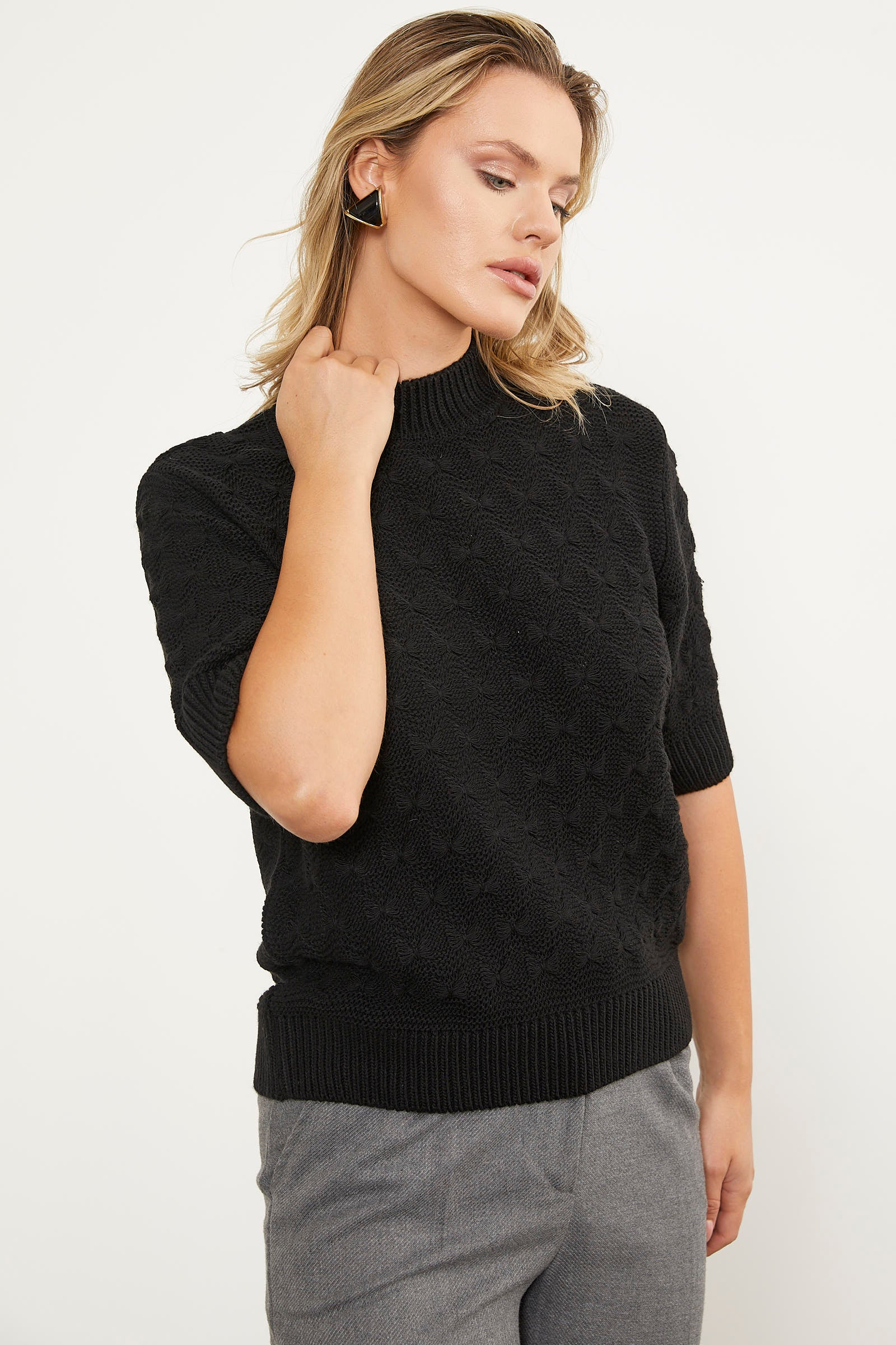 Fiyonk Desenli Kısa Kol Triko Süveter - Siyah (1) Sementa