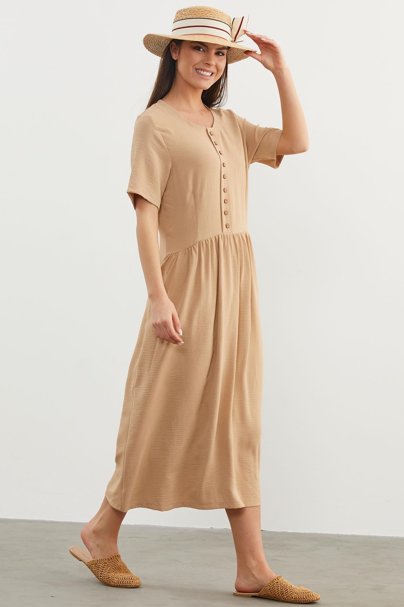 Geniş Beden Belden Büzgülü Krep Elbise - Bej (5) Sementa