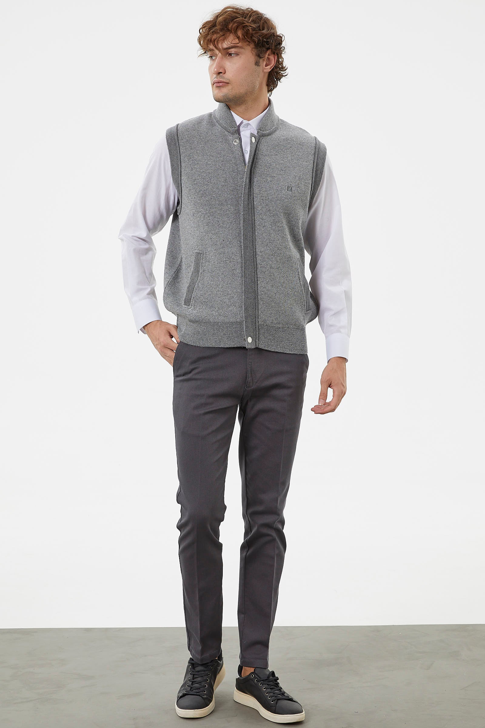 Hakim Yaka Fermuarlı Triko Yelek - Gri - Koyu Gri (2) Sementa