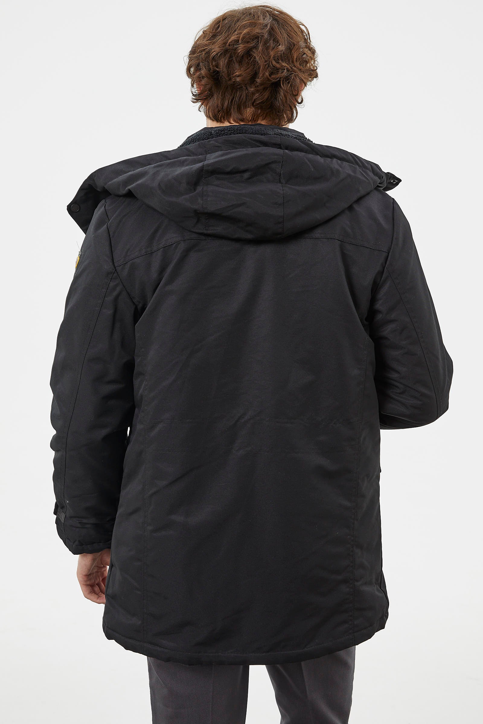 İçi Komple Pelüş Kapüşonlu Mont - Siyah (8) Sementa