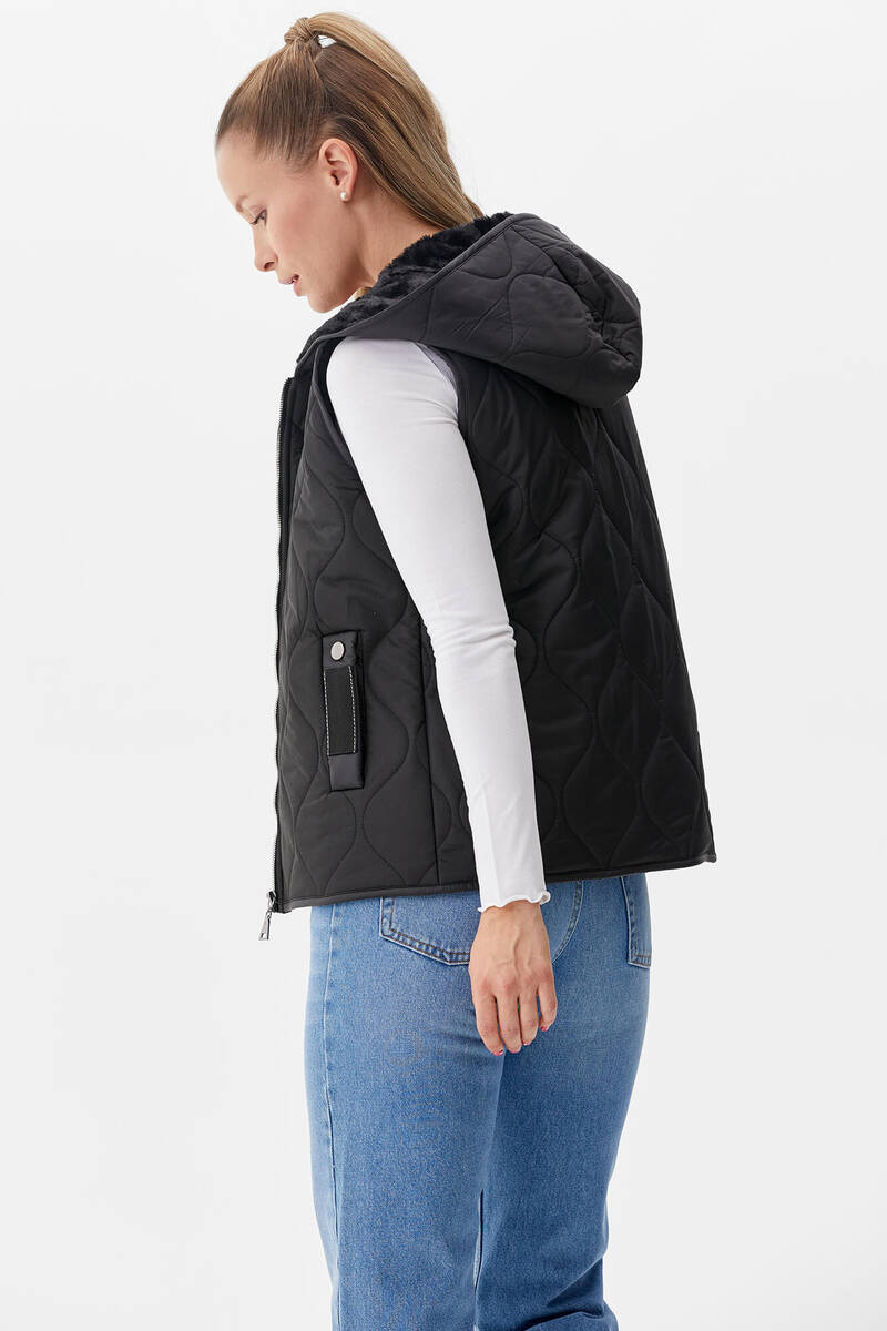 İçi Peluş Kürklü Kapüşonlu Kapitone Yelek - Siyah (6) Sementa