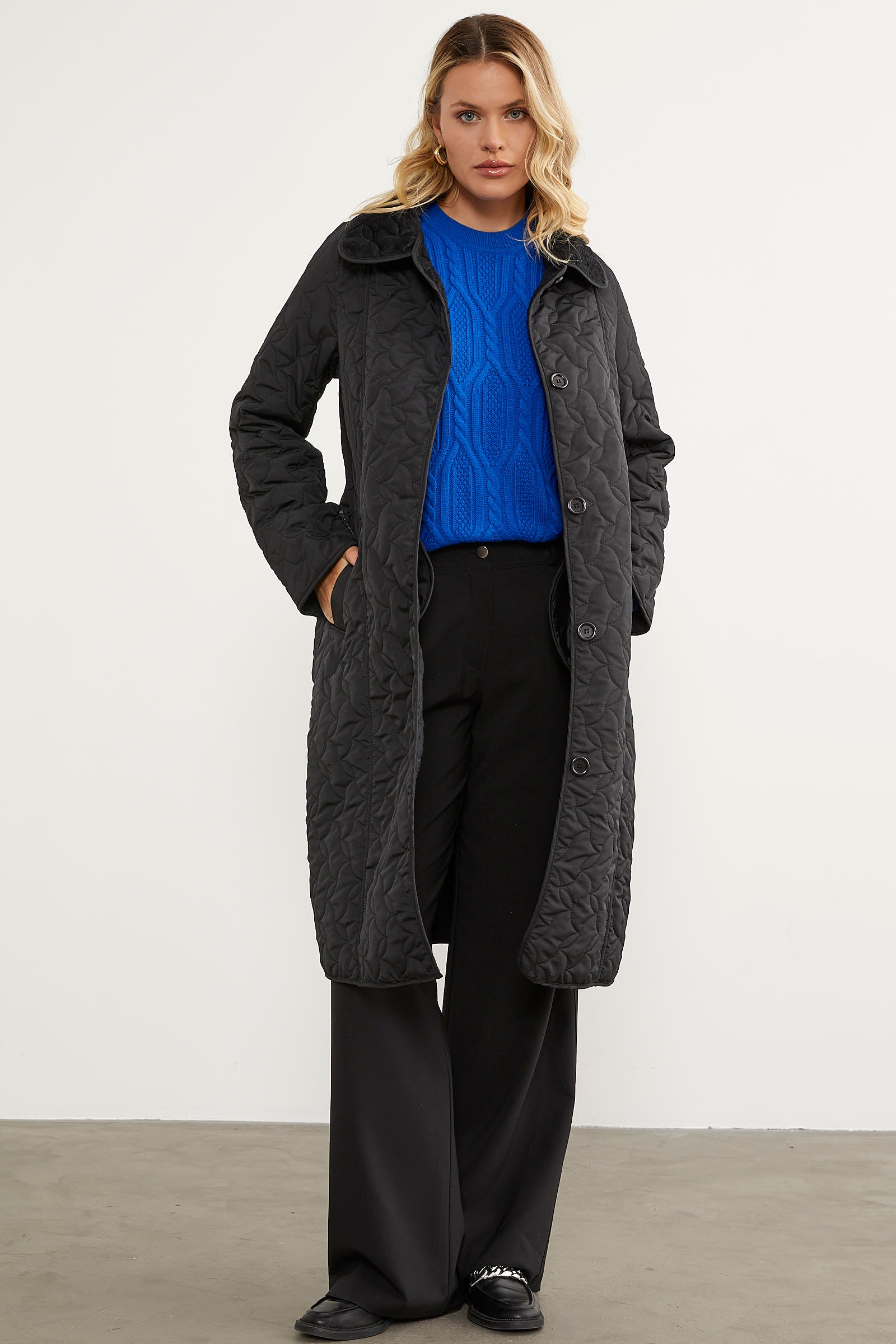 İçi Tamamen Pelüş Kapitone Uzun Kaban - Siyah (1) Sementa