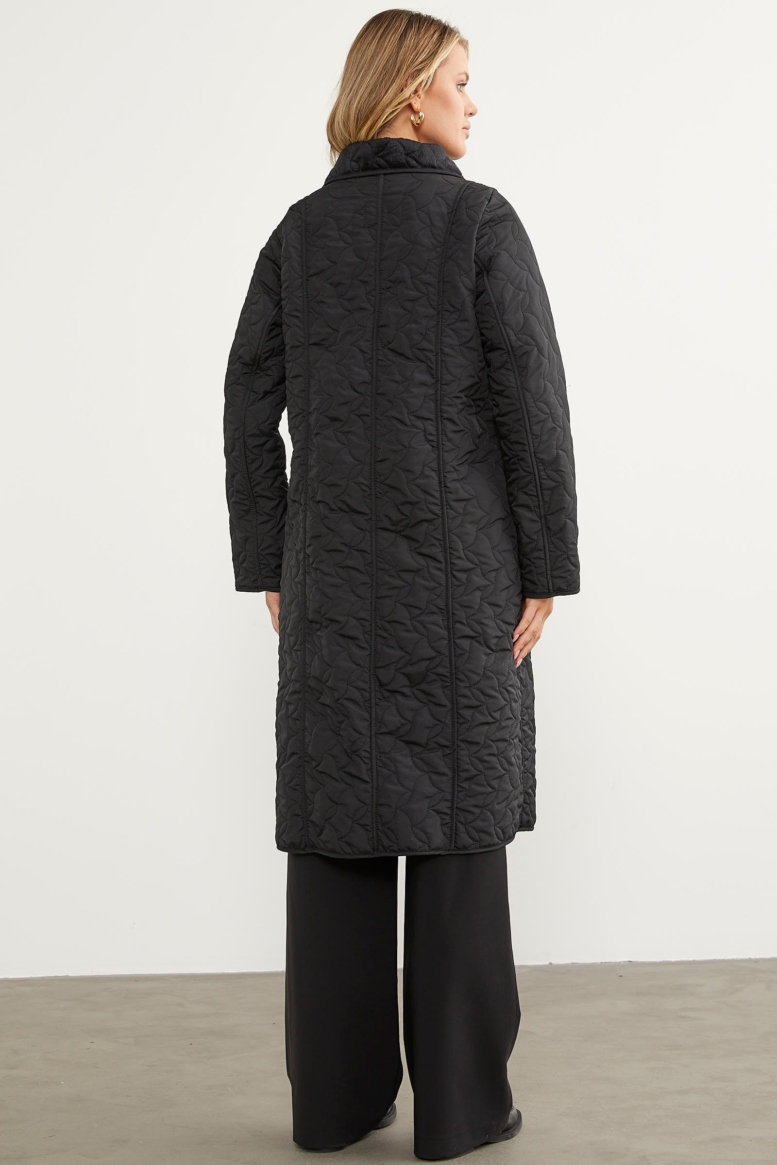 İçi Tamamen Pelüş Kapitone Uzun Kaban - Siyah (7) Sementa