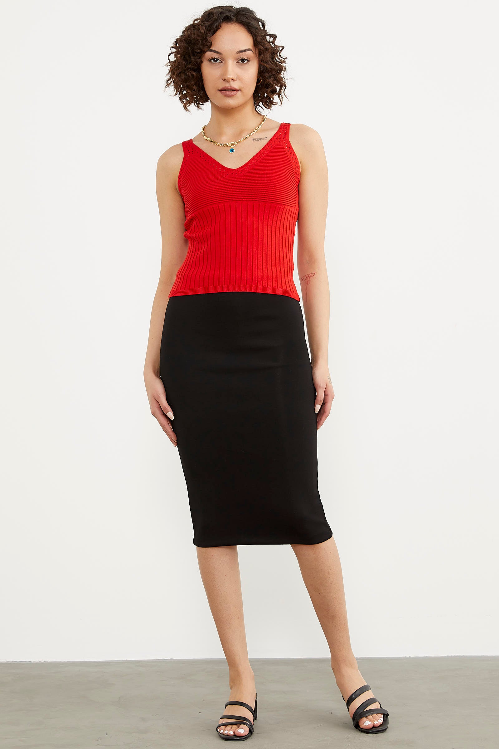 İnce Askılı Örme Detaylı Triko Crop - Kırmızı (2) Sementa