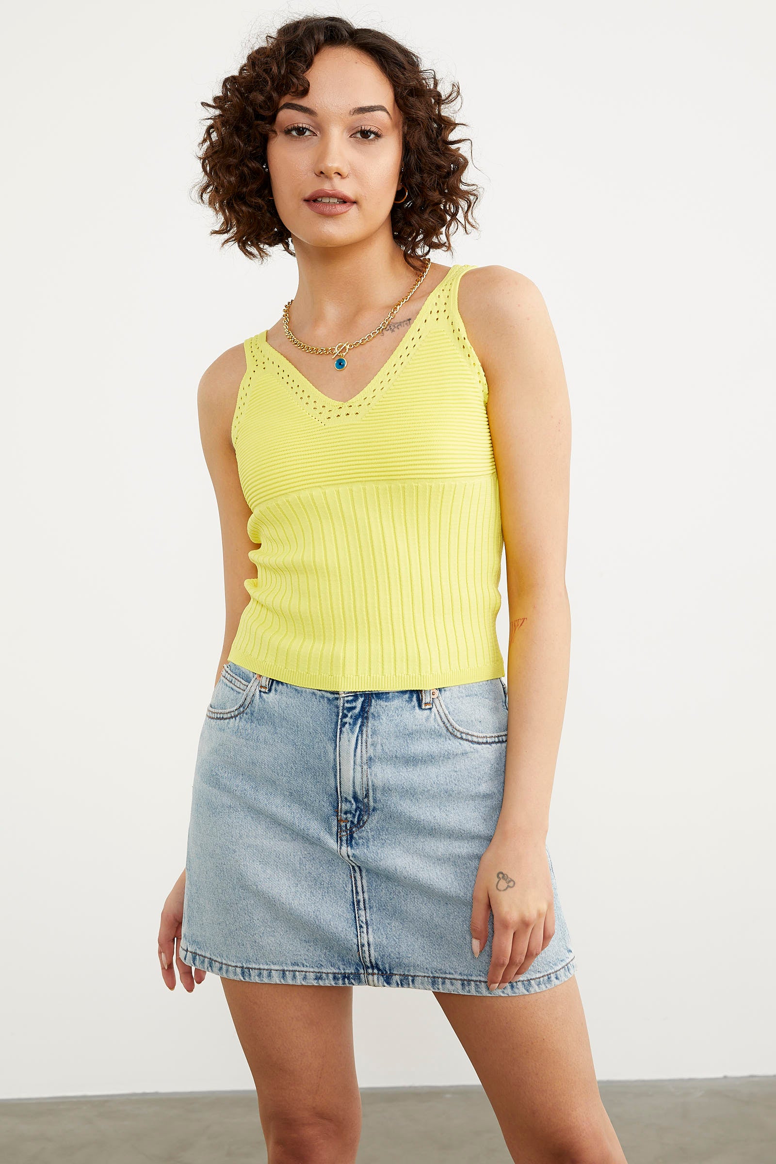 İnce Askılı Örme Detaylı Triko Crop - Sarı (3) Sementa