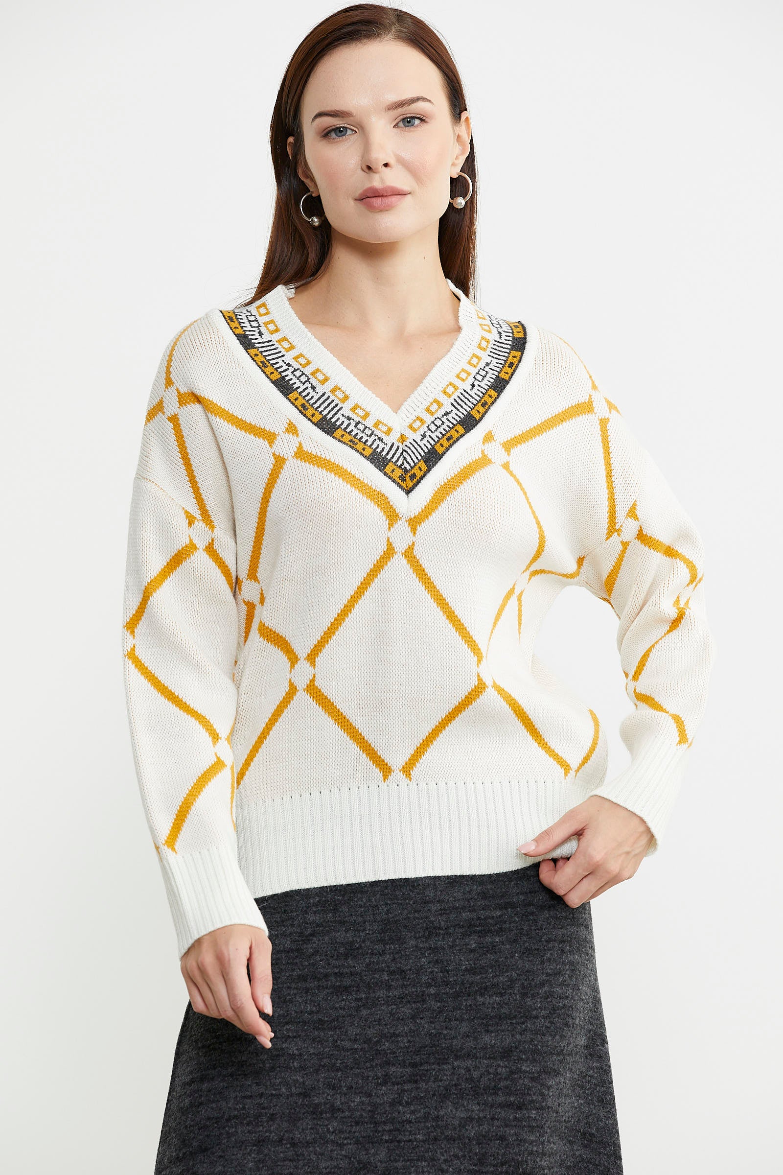 Jakarlı Çok Desenli Yünlü Triko Kazak - Kemik - Sementa