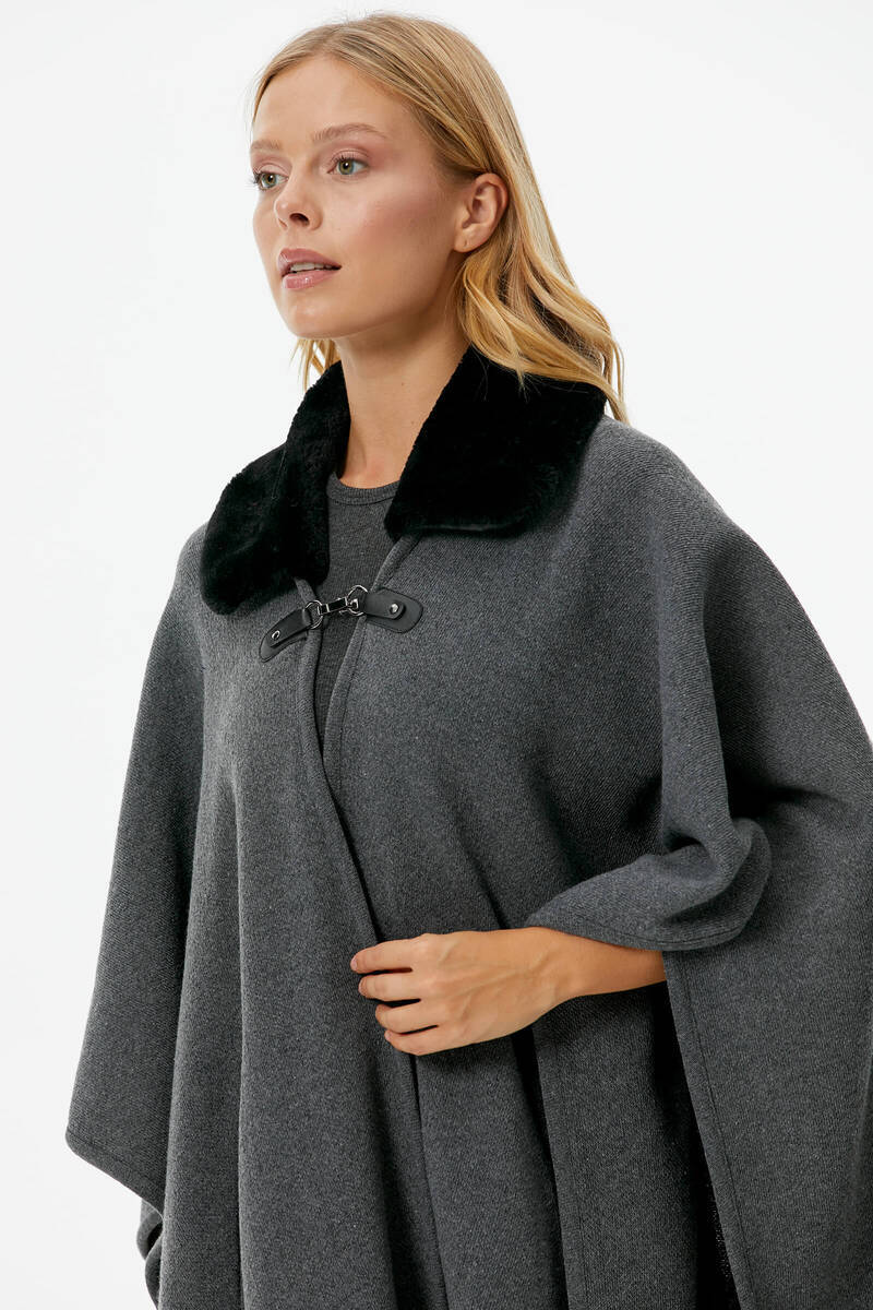 Kadın Suni Kürk Detaylı Triko Panço - Koyu Gri (3) Sementa