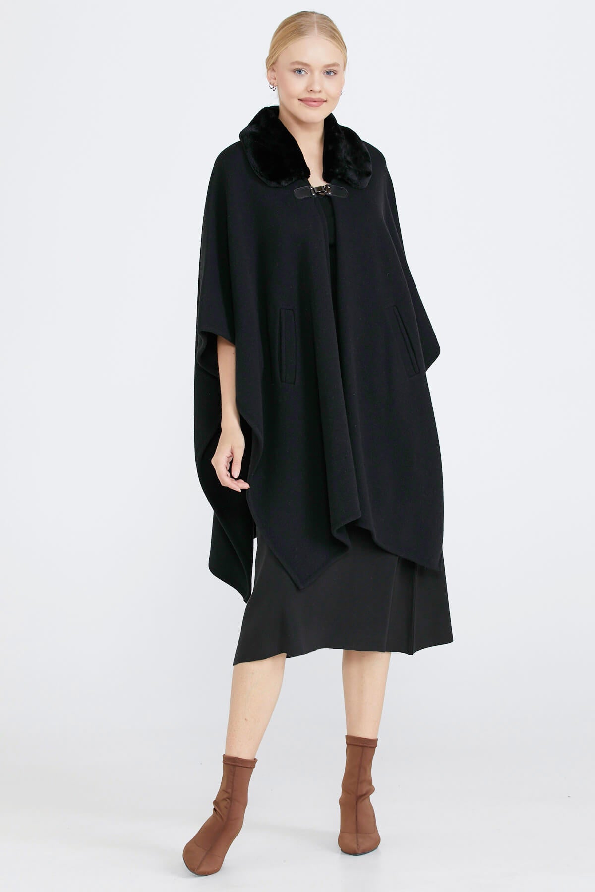 Kadın Suni Kürk Detaylı Triko Panço - Siyah (1) Sementa