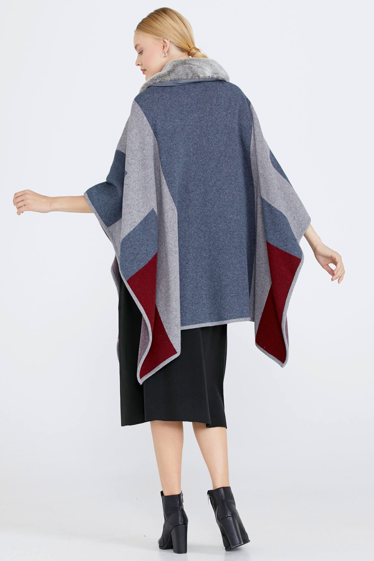 Kadın Yakası Kürklü Triko Panço - Gri (3) Sementa