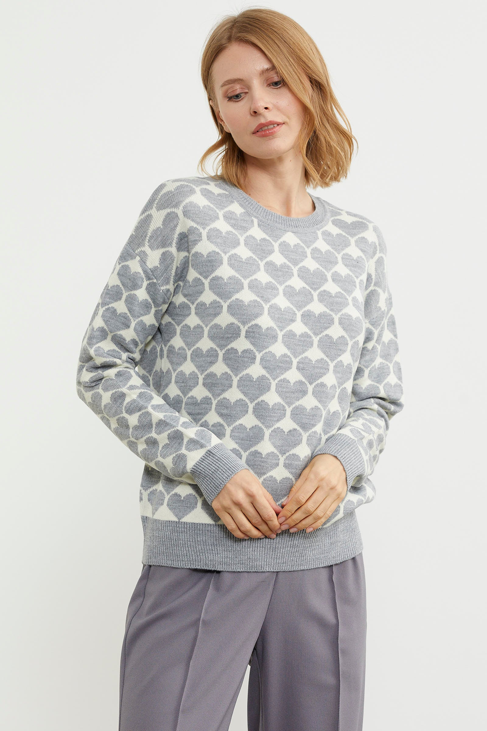 Kalp Desenli Sıfır Yaka Triko Kazak - Gri (2) Sementa