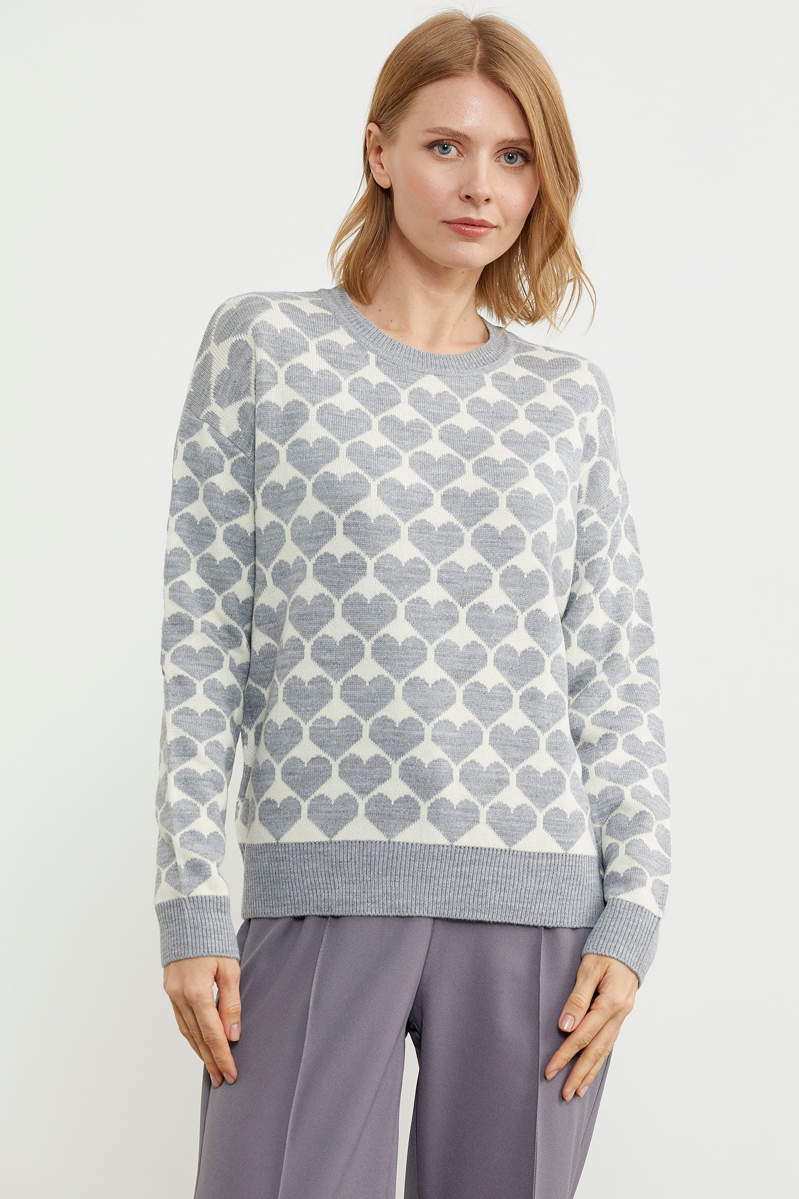 Kalp Desenli Sıfır Yaka Triko Kazak - Gri (4) Sementa