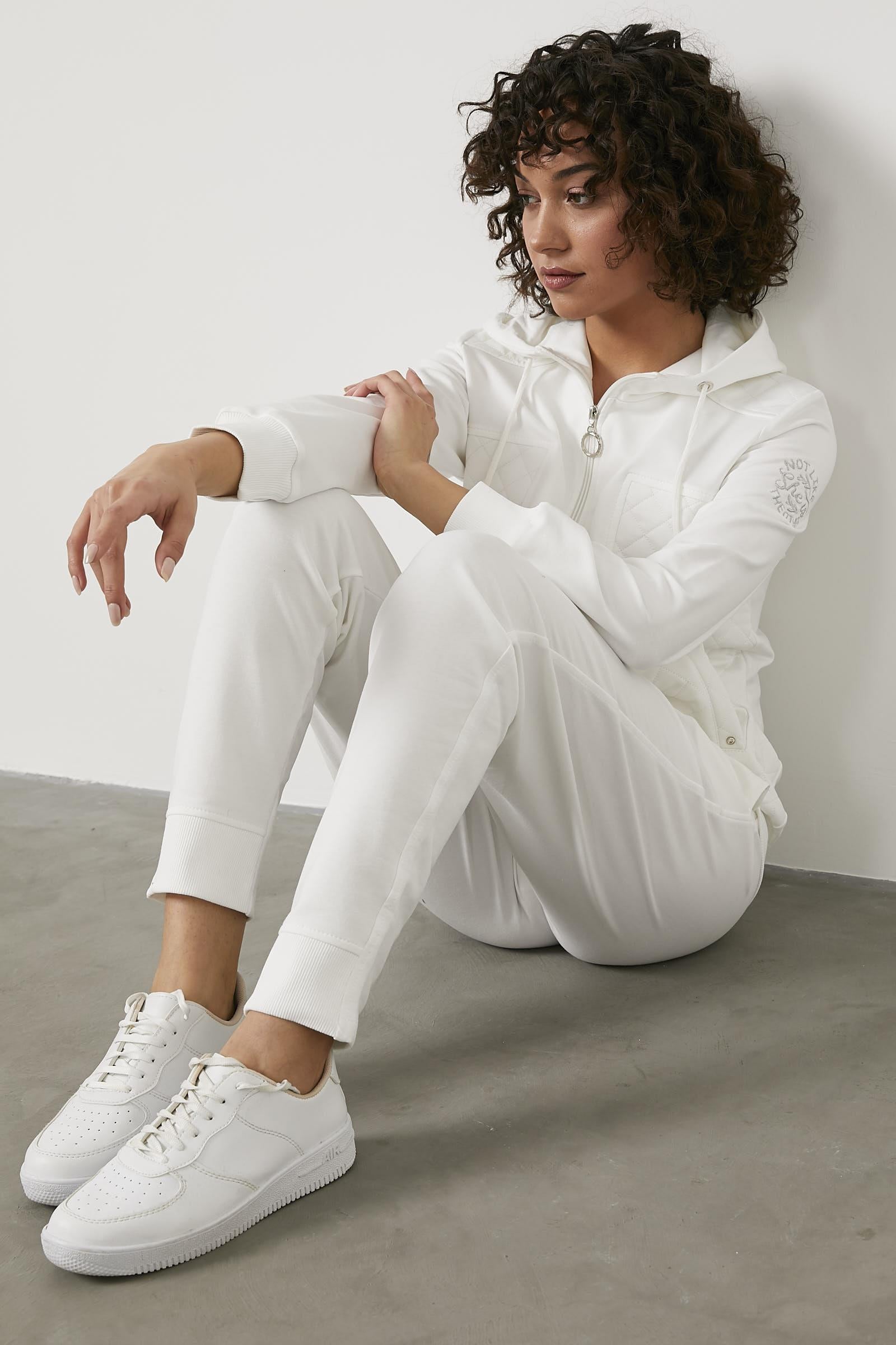 Kapitone Detaylı Kapüşonlu Eşofman Takım - Ekru (6) Sementa