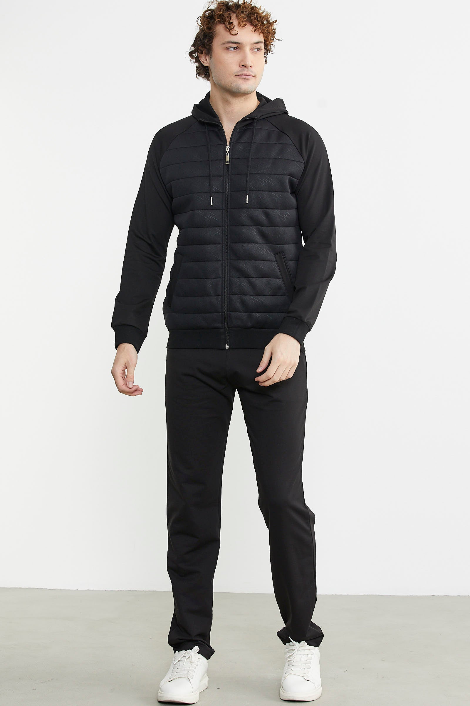 Kapitone Detaylı Kapüşonlu Eşofman Takım - Siyah - Sementa