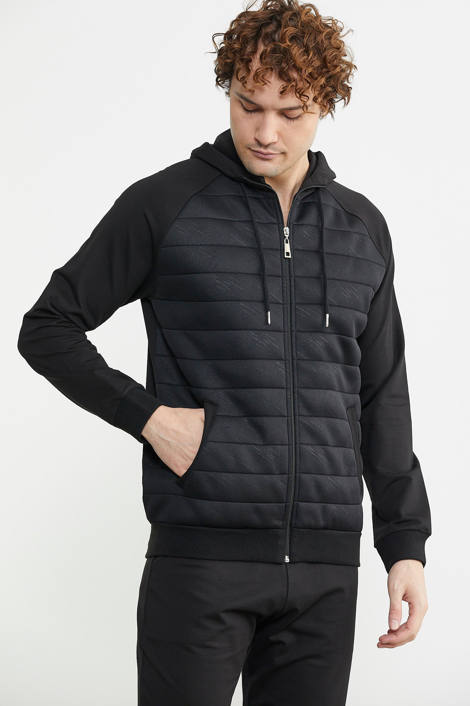 Kapitone Detaylı Kapüşonlu Eşofman Takım - Siyah - Sementa