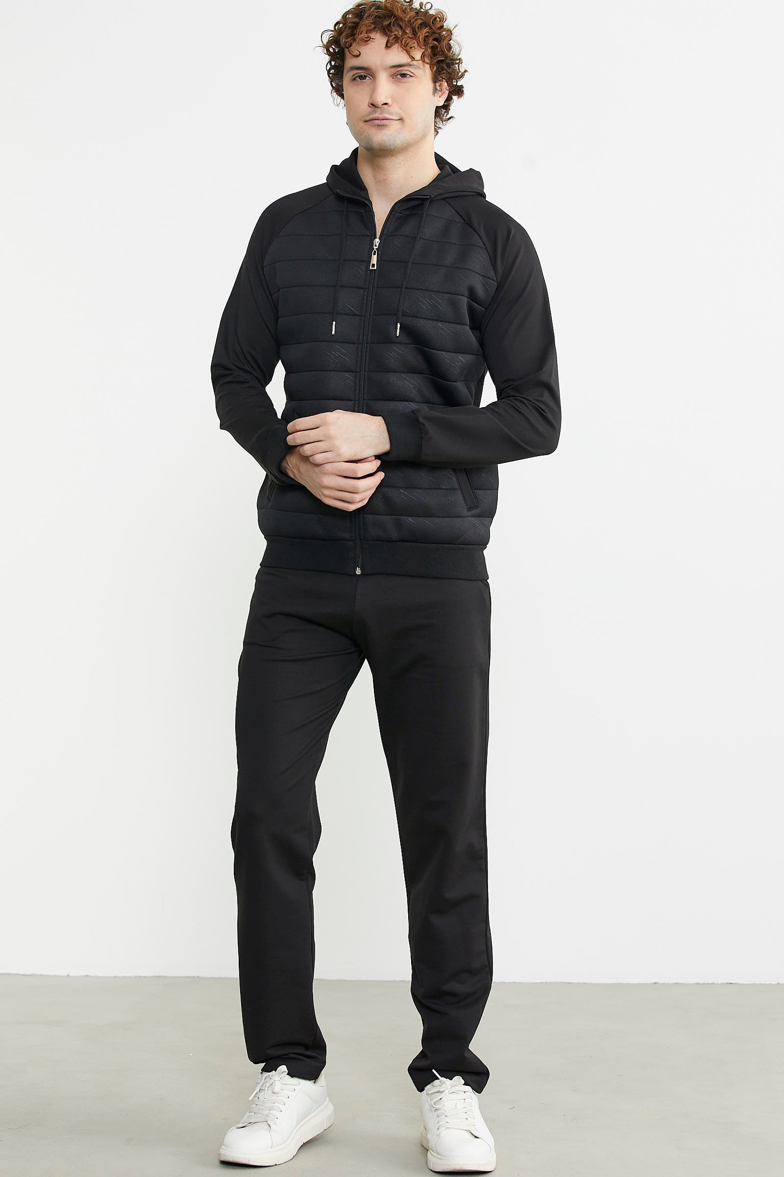 Kapitone Detaylı Kapüşonlu Eşofman Takım - Siyah - Sementa