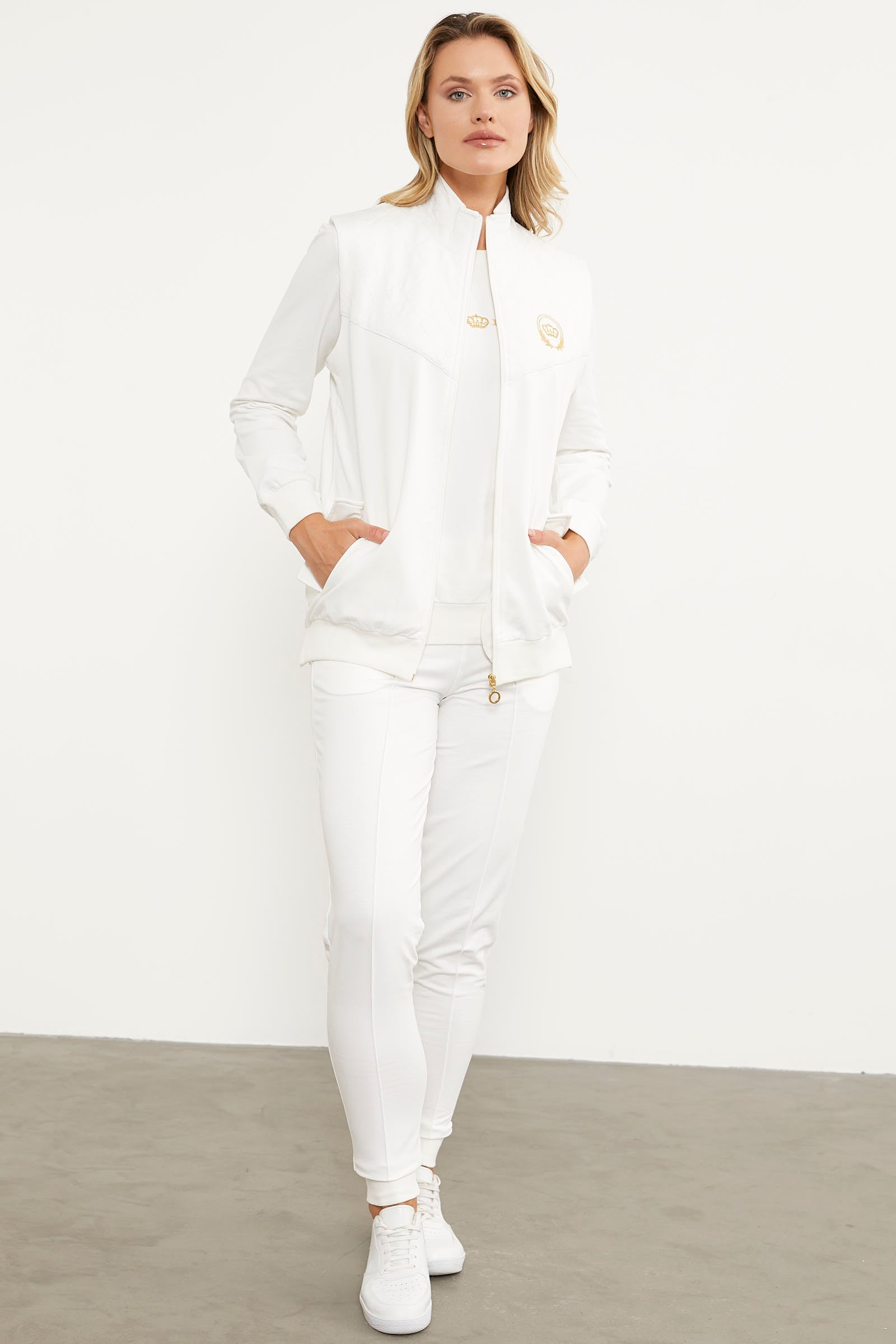 Kapitone Detaylı Yelekli Üçlü Eşofman Takım - Ekru (3) Sementa