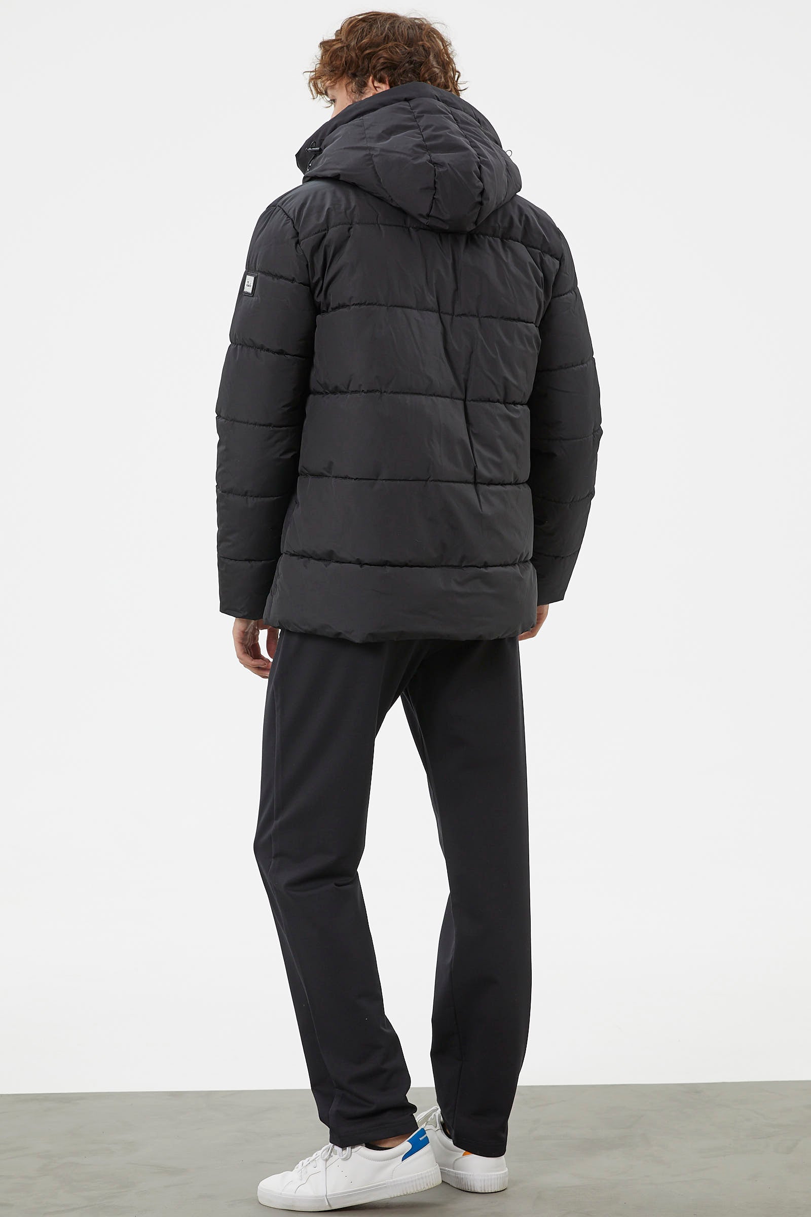 Kapitone Fermuar Cepli Kapüşonlu Şişme Mont - Siyah (6) Sementa