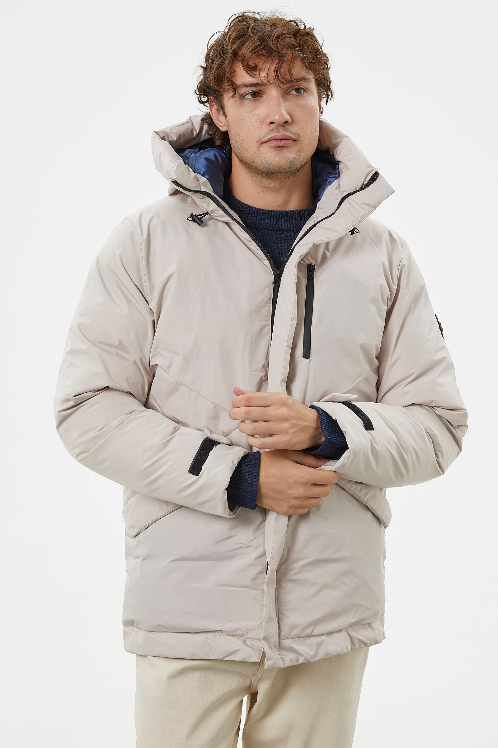 Kapüşonlu Kol Detaylı Şişme Mont - Taş (2) Sementa