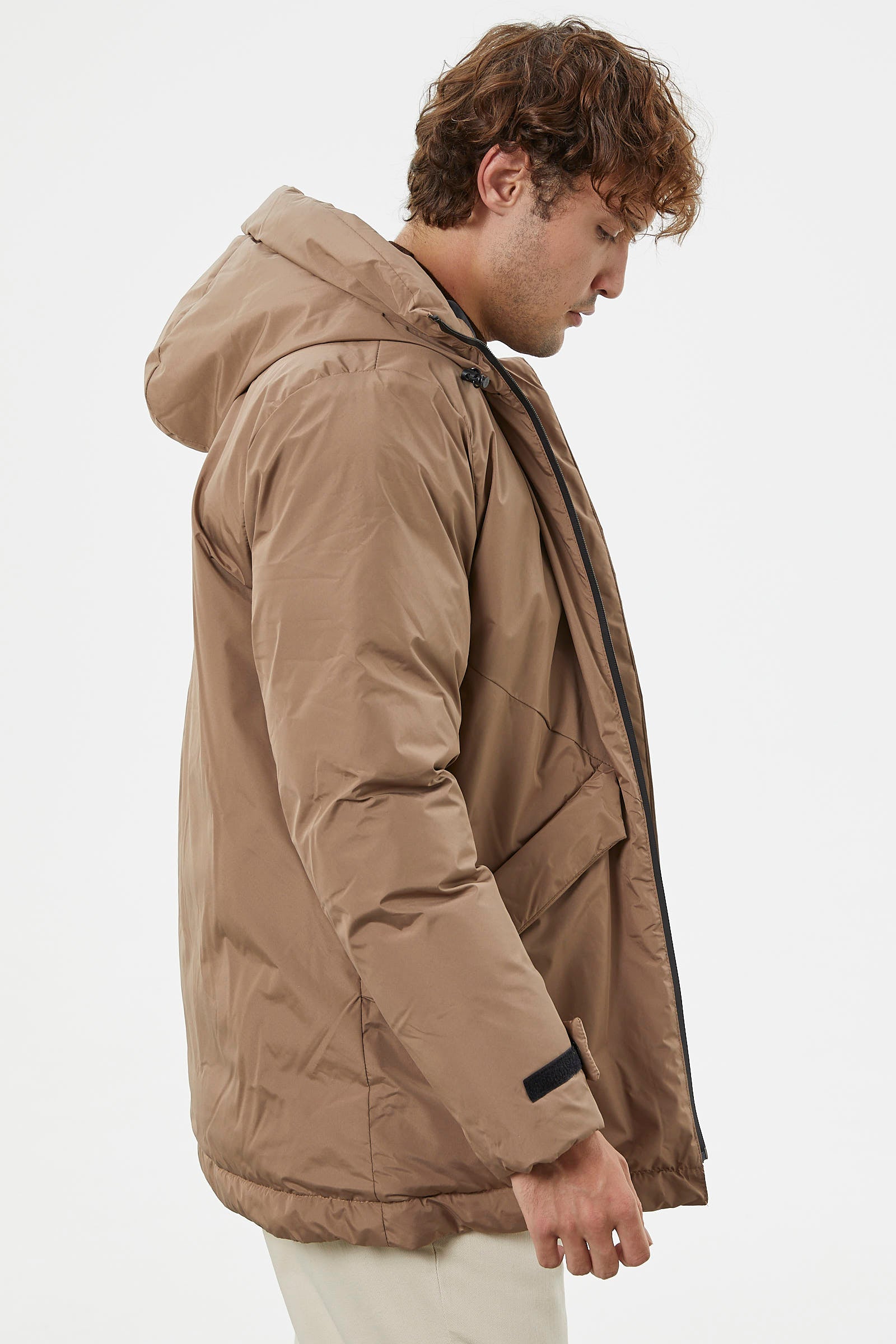 Kapüşonlu Kol Detaylı Şişme Mont - Vizon (5) Sementa