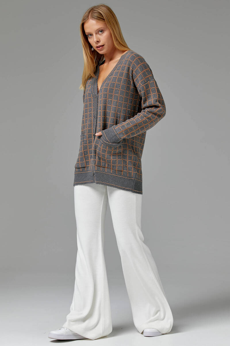 Kare Desenli Triko Hırka - Gri (3) Sementa