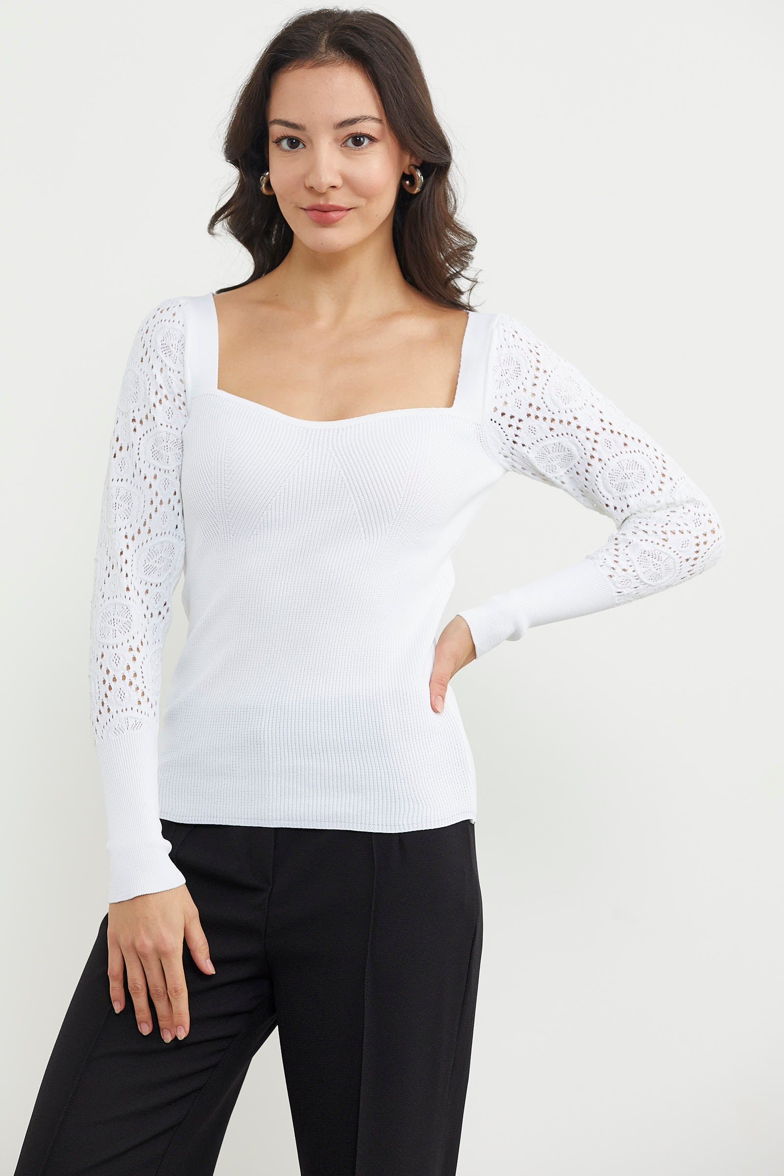 Kare Yaka Kolu Desenli Triko Kazak - Kemik (2) Sementa