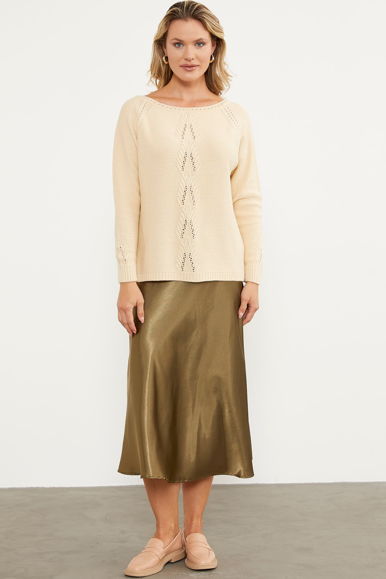 Kayık Yaka Motif Detaylı Triko Kazak - Kemik (1) Sementa