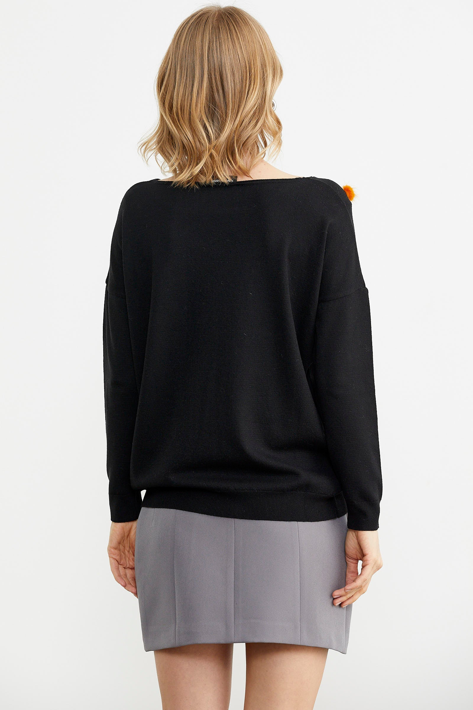 Kayık Yaka Ponpon Detaylı Triko Kazak - Siyah (4) Sementa