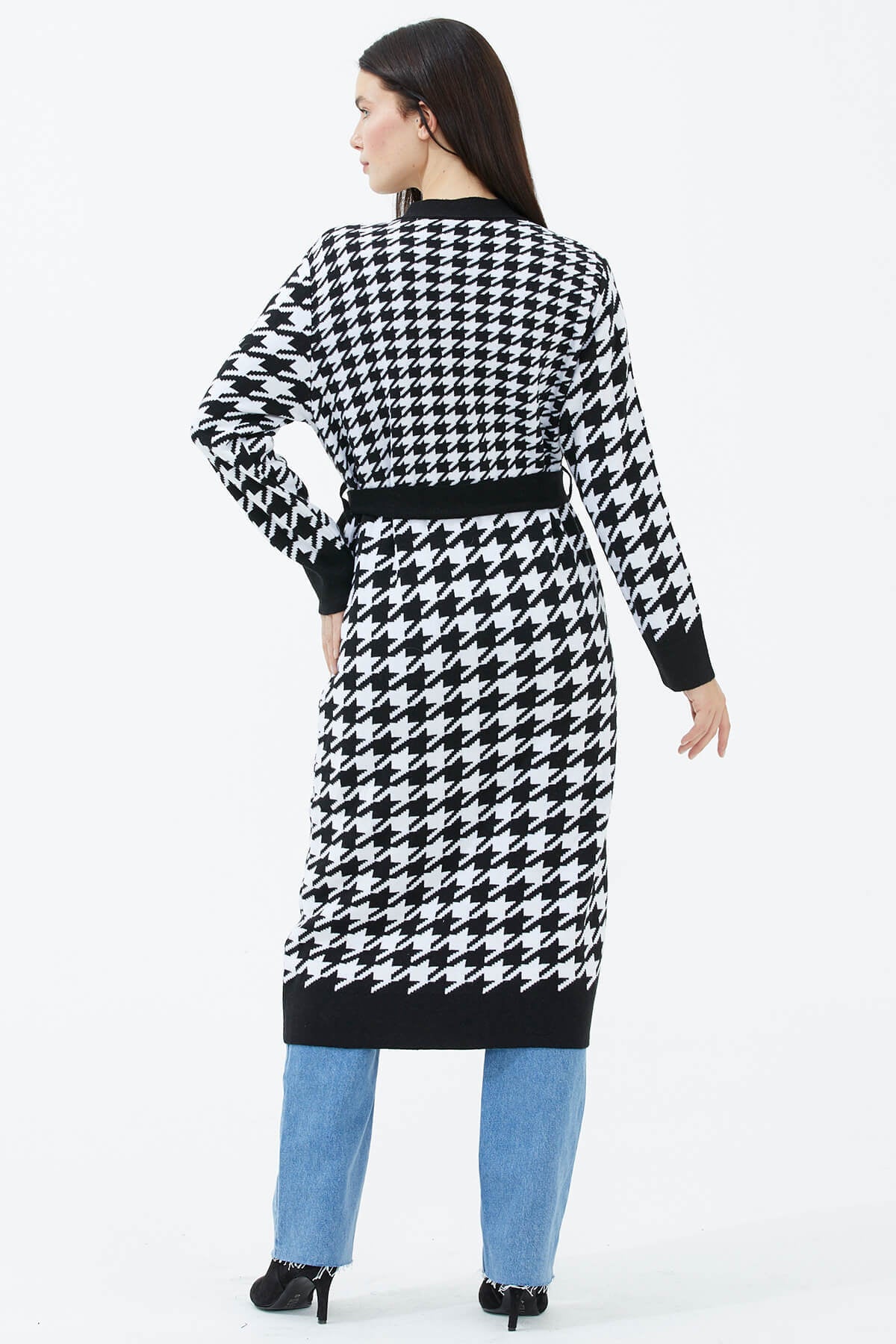 Kazayağı Desenli Uzun Kemerli Triko Hırka - Siyah (4) Sementa