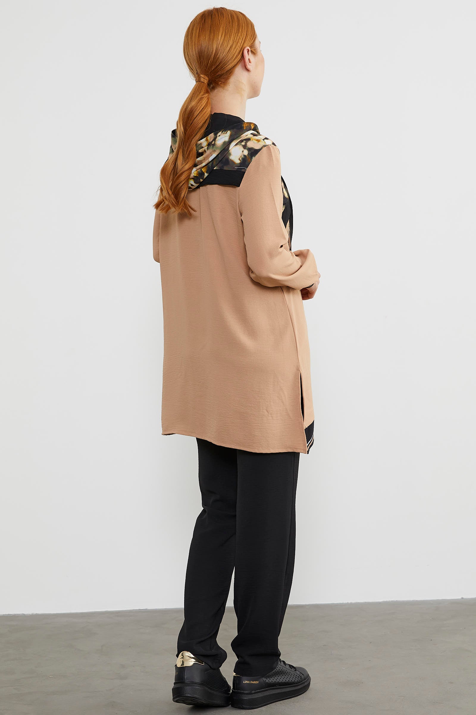 Kumaş Garnili Kapüşonlu Krep Takım - Bej (6) Sementa