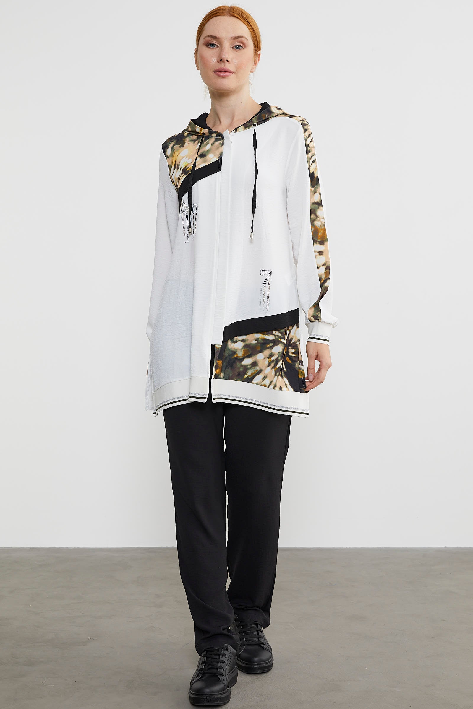 Kumaş Garnili Kapüşonlu Krep Takım - Ekru (1) Sementa