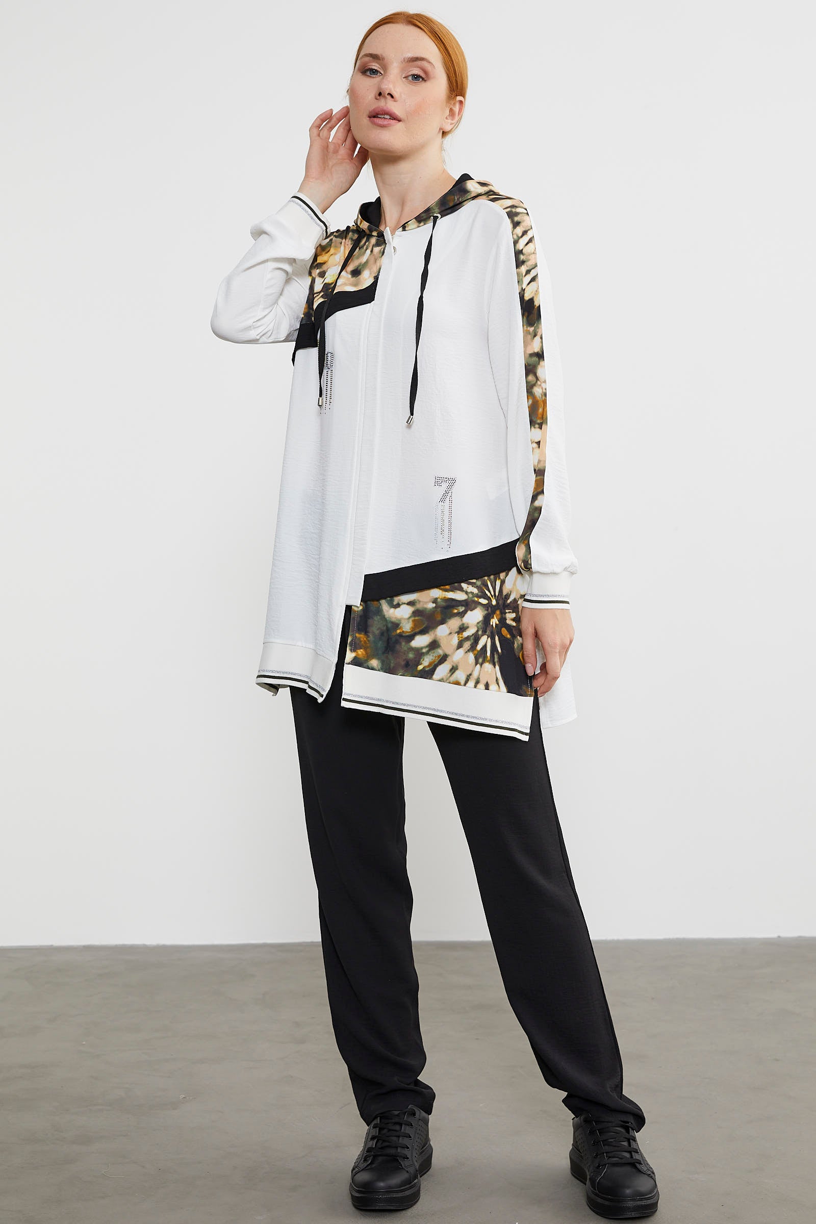 Kumaş Garnili Kapüşonlu Krep Takım - Ekru (3) Sementa