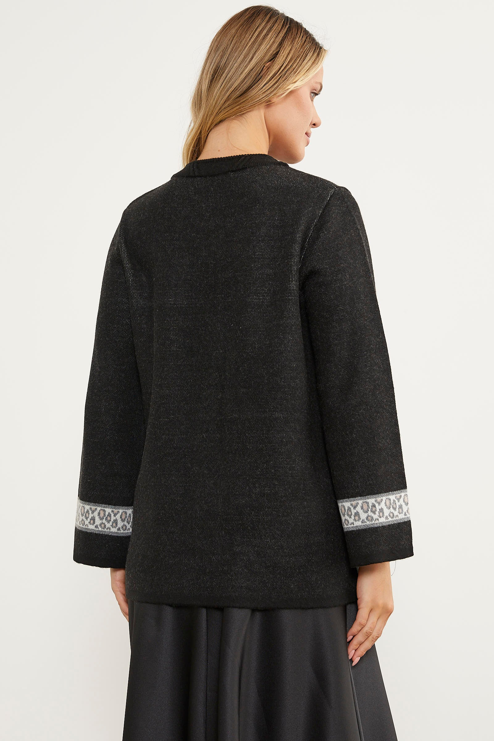 Leopar Detaylı Geniş Kalıp Triko Hırka - Siyah (7) Sementa