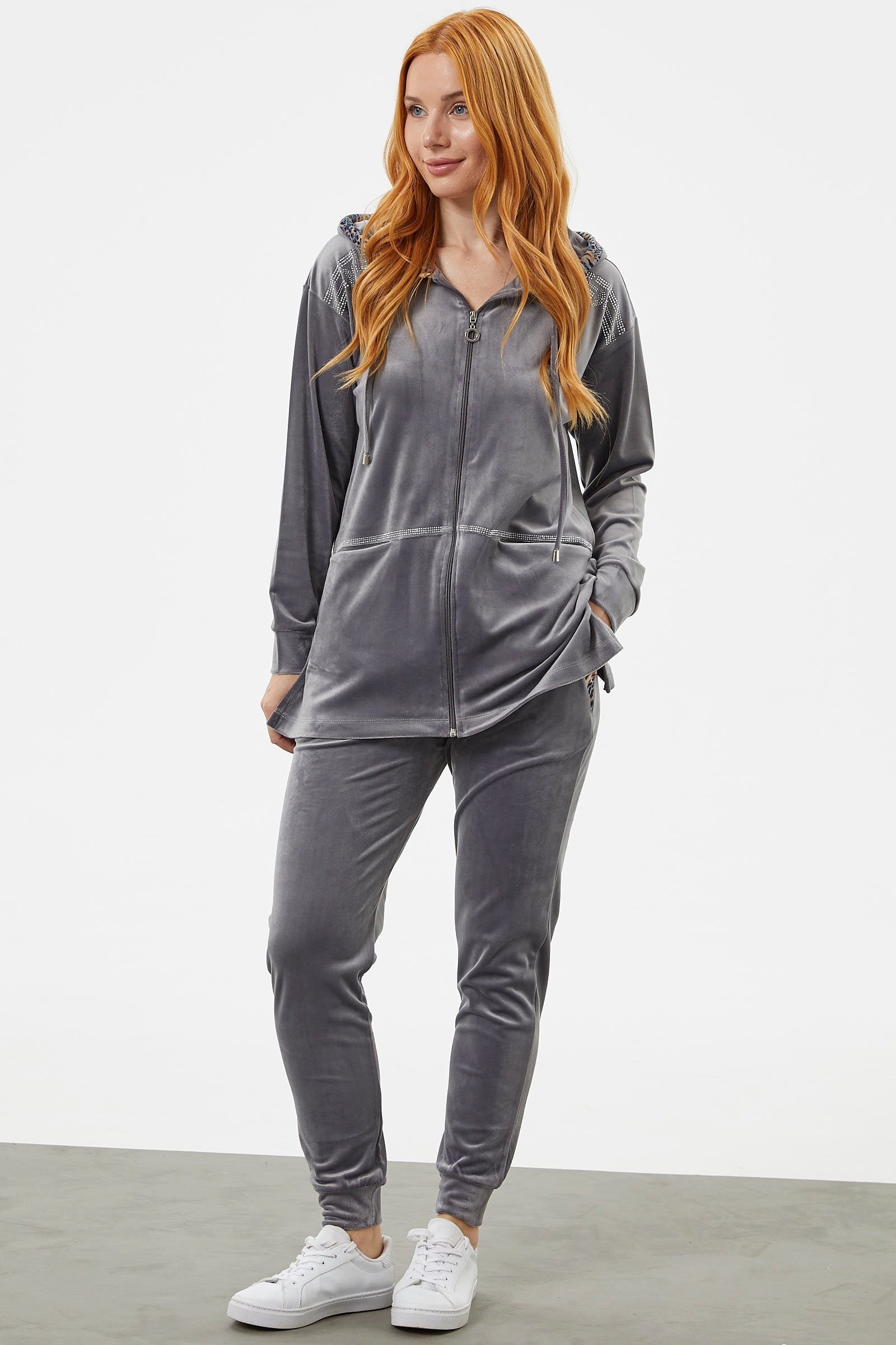 Leopar Detaylı Taşlı Kadife Eşofman Takım - Gri (3) Sementa