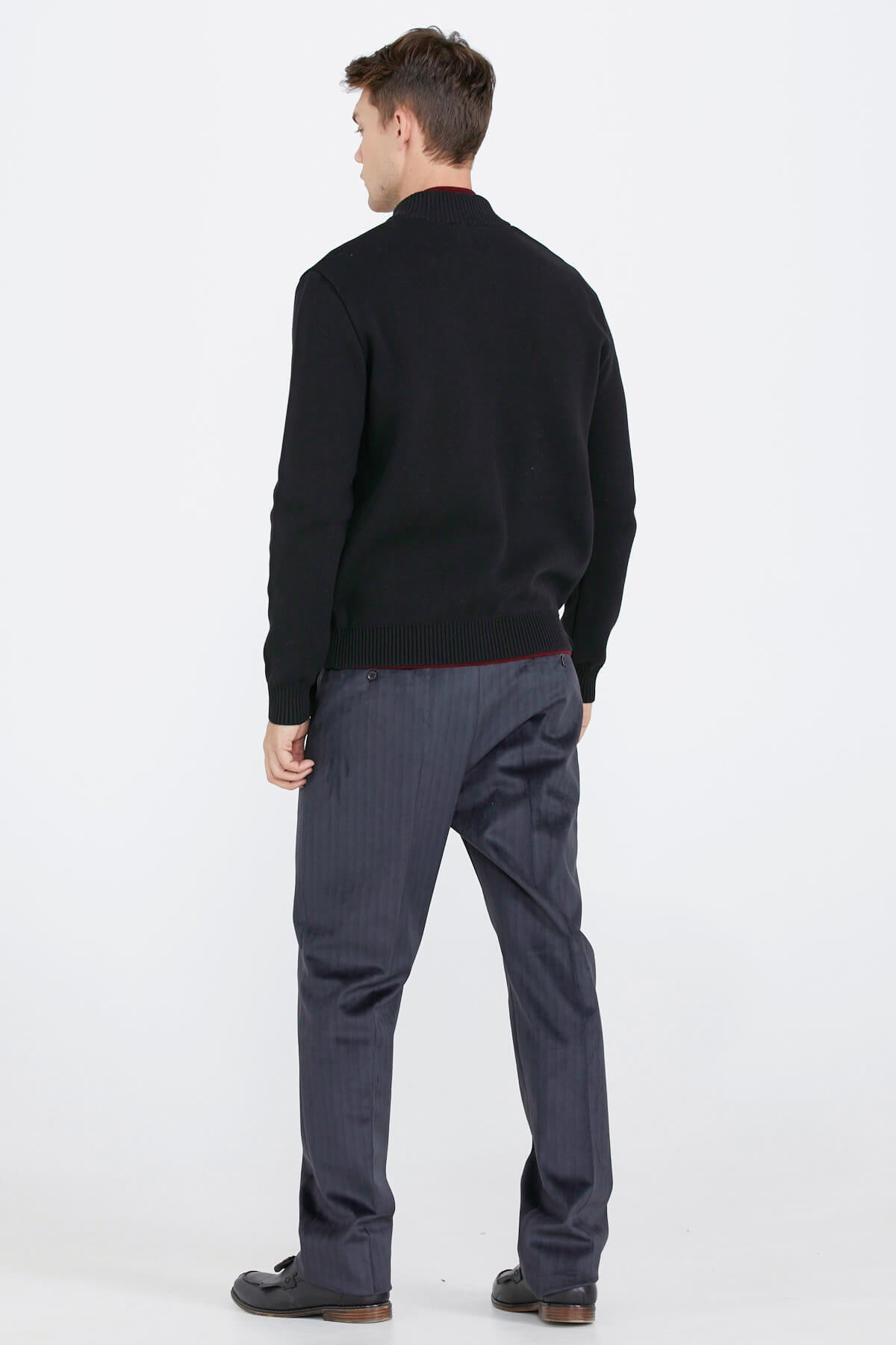 Nakış Detaylı Cepli Erkek Triko Ceket - Siyah (4) Sementa