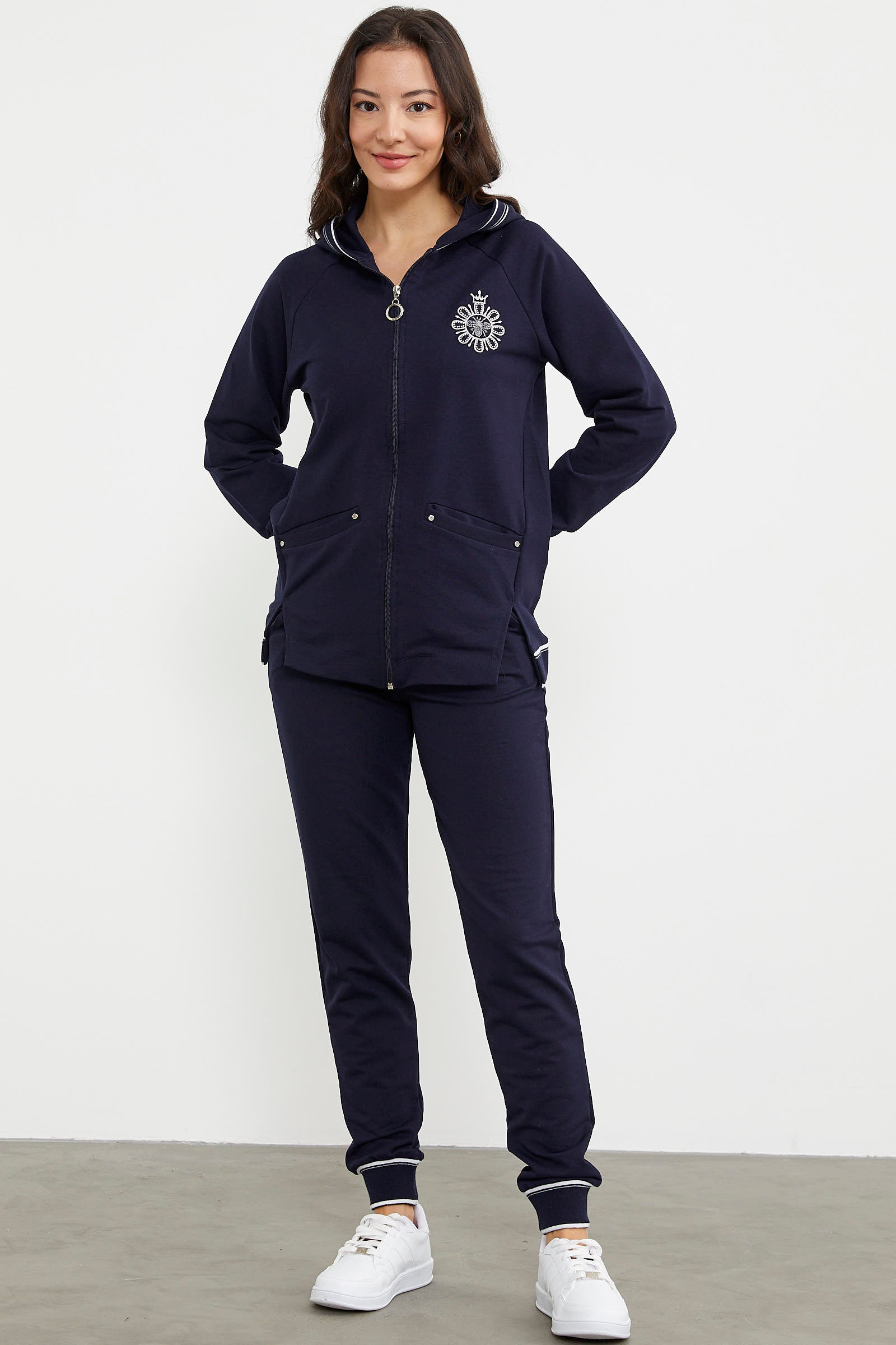 Nakış Detaylı Jogger Eşofman Takım - Lacivert (2) Sementa