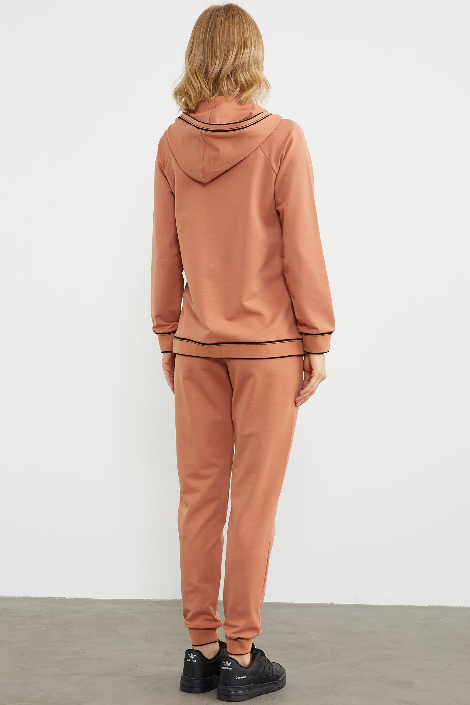 Nakış Detaylı Jogger Eşofman Takım - Somon (7) Sementa