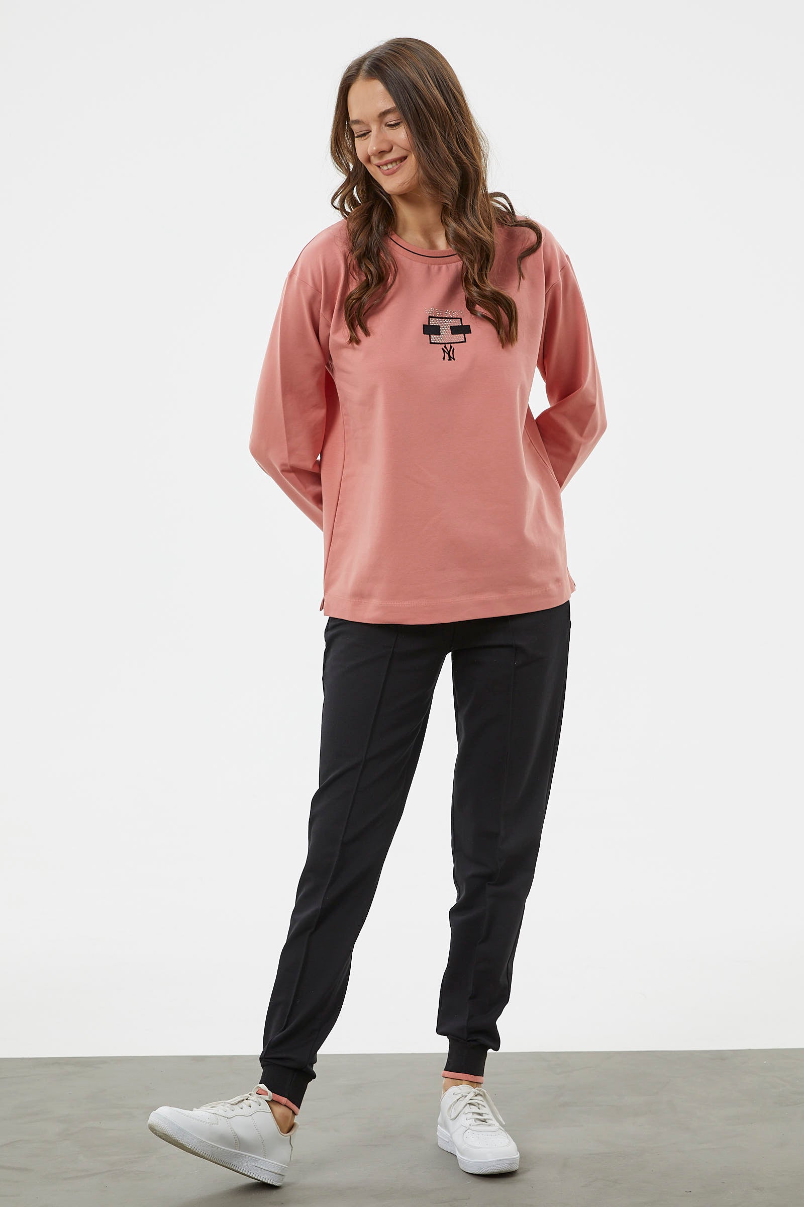 Nakış Detaylı Oversize Eşofman Takım - Pembe (2) Sementa