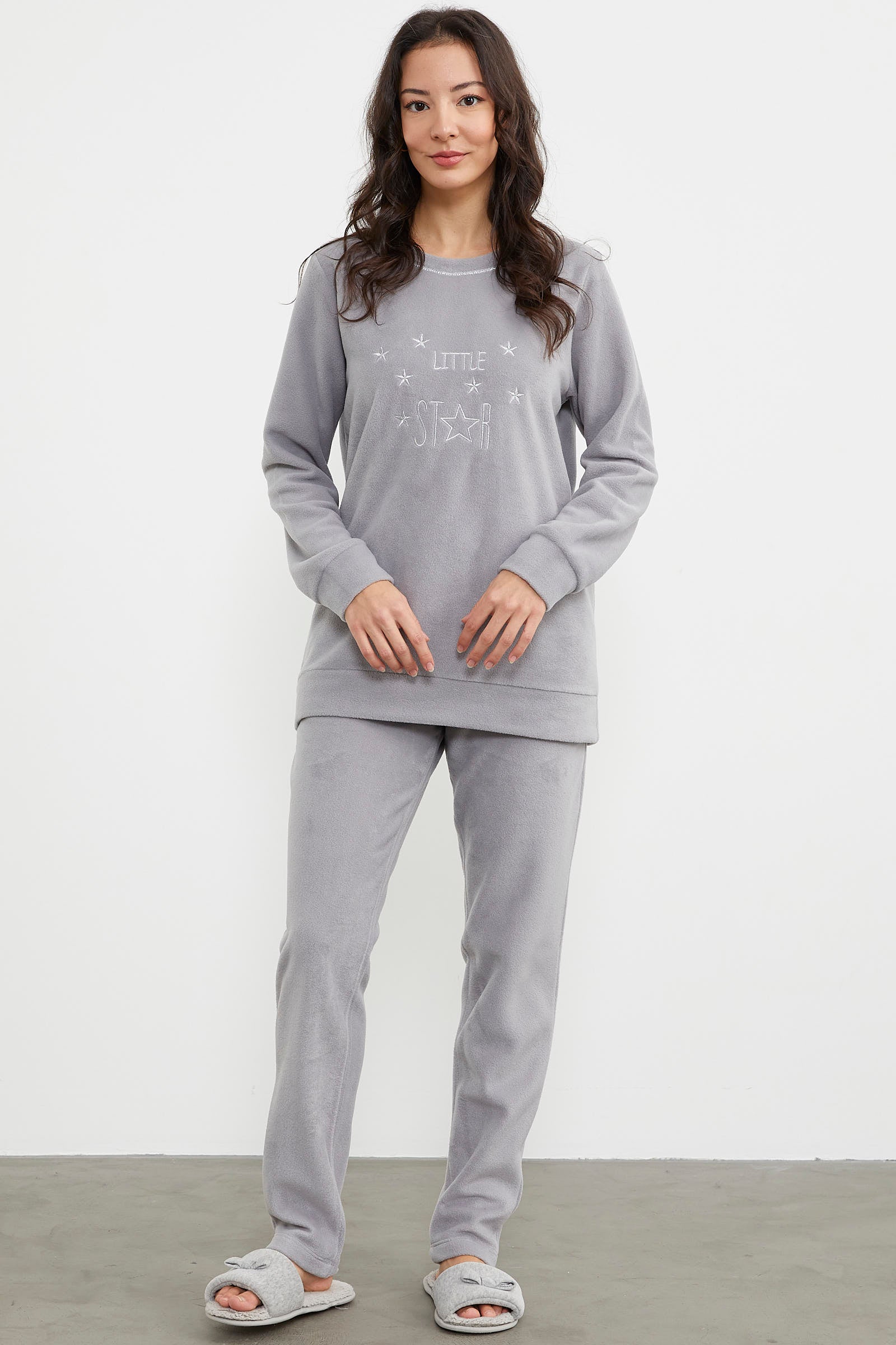 Nakış Detaylı Polar Pijama Takım - Gri (2) Sementa